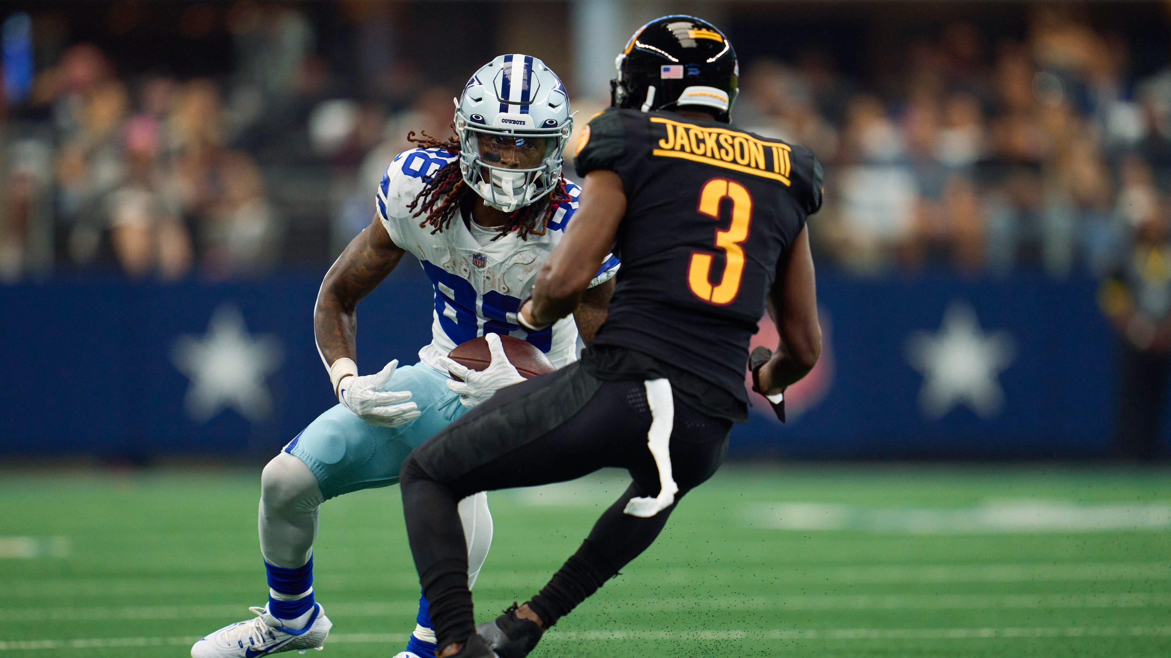 Adam 'Pacman' Jones mercilessly roasts former teammate William Jackson III