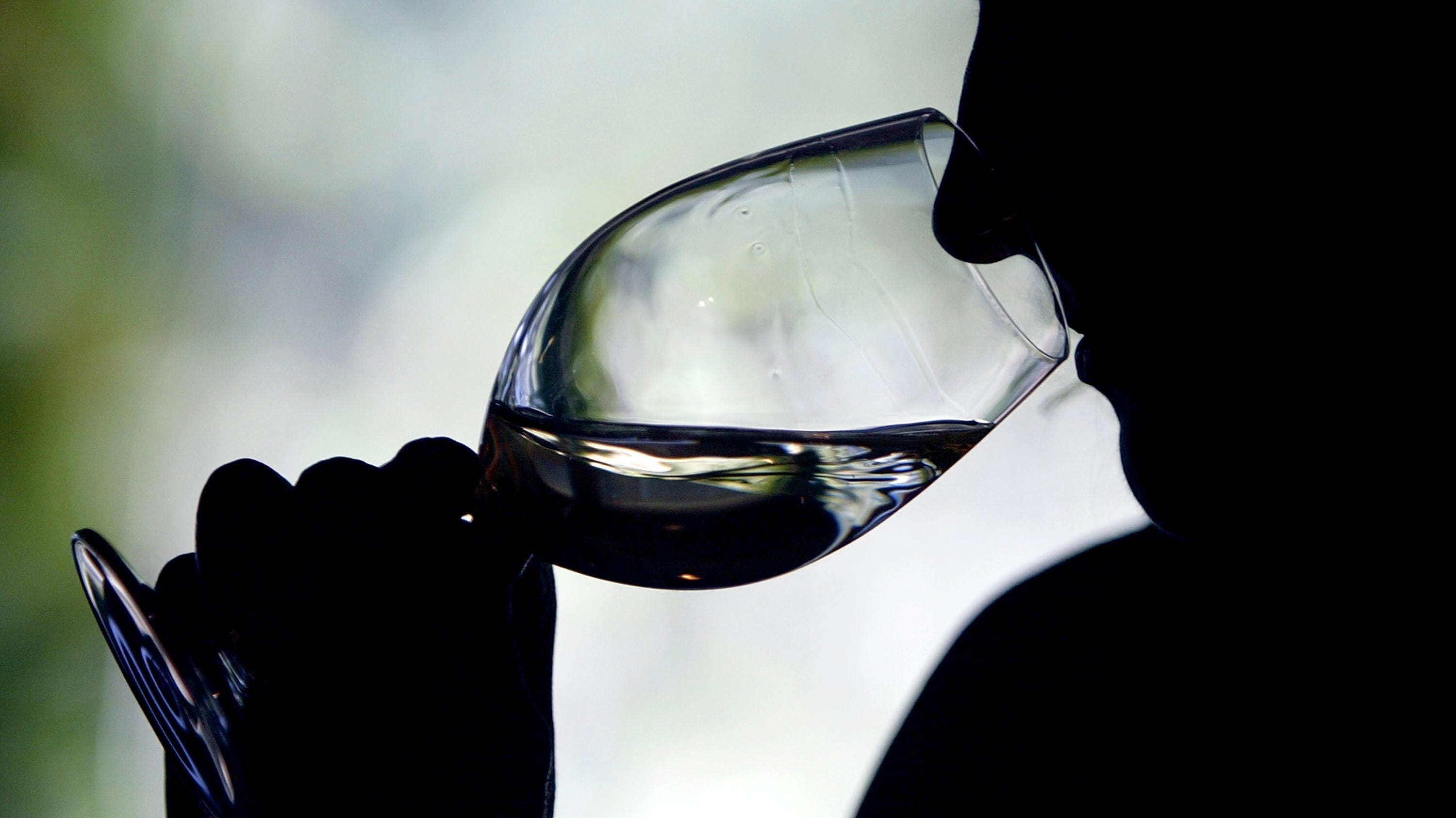Napa, Alameda Counties set to move to orange tier, allowing wineries to resume indoor tastings