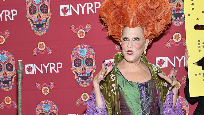 Here's How to Order 'Hocus Pocus'-Inspired Drinks at Starbucks to Get in the Halloween Spirit
