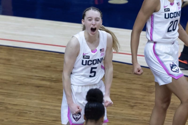 Womens-basketball-Paige-Bueckers-leads-No-2-UConn-over-No-1-S-Carolina