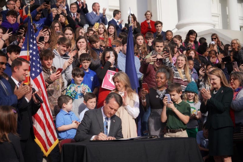 Governor Glenn Youngkin signs mask option bill