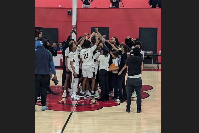 Imani Christian in the middle of the court