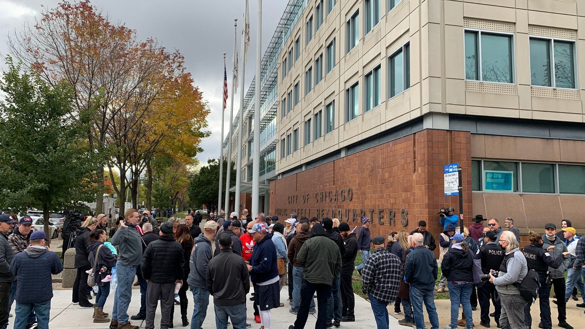 Chicago FOP president: ‘Rapid testing every day’ better solution than city’s COVID-19 shot mandate