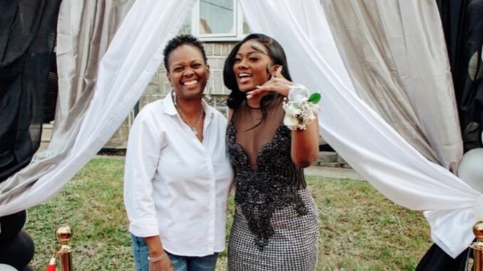 Angelia Ayres and her daughter Aniyah