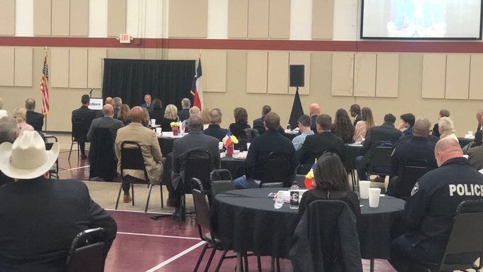 Governor Abbott touts state response to border in speech to North Texas law enforcement