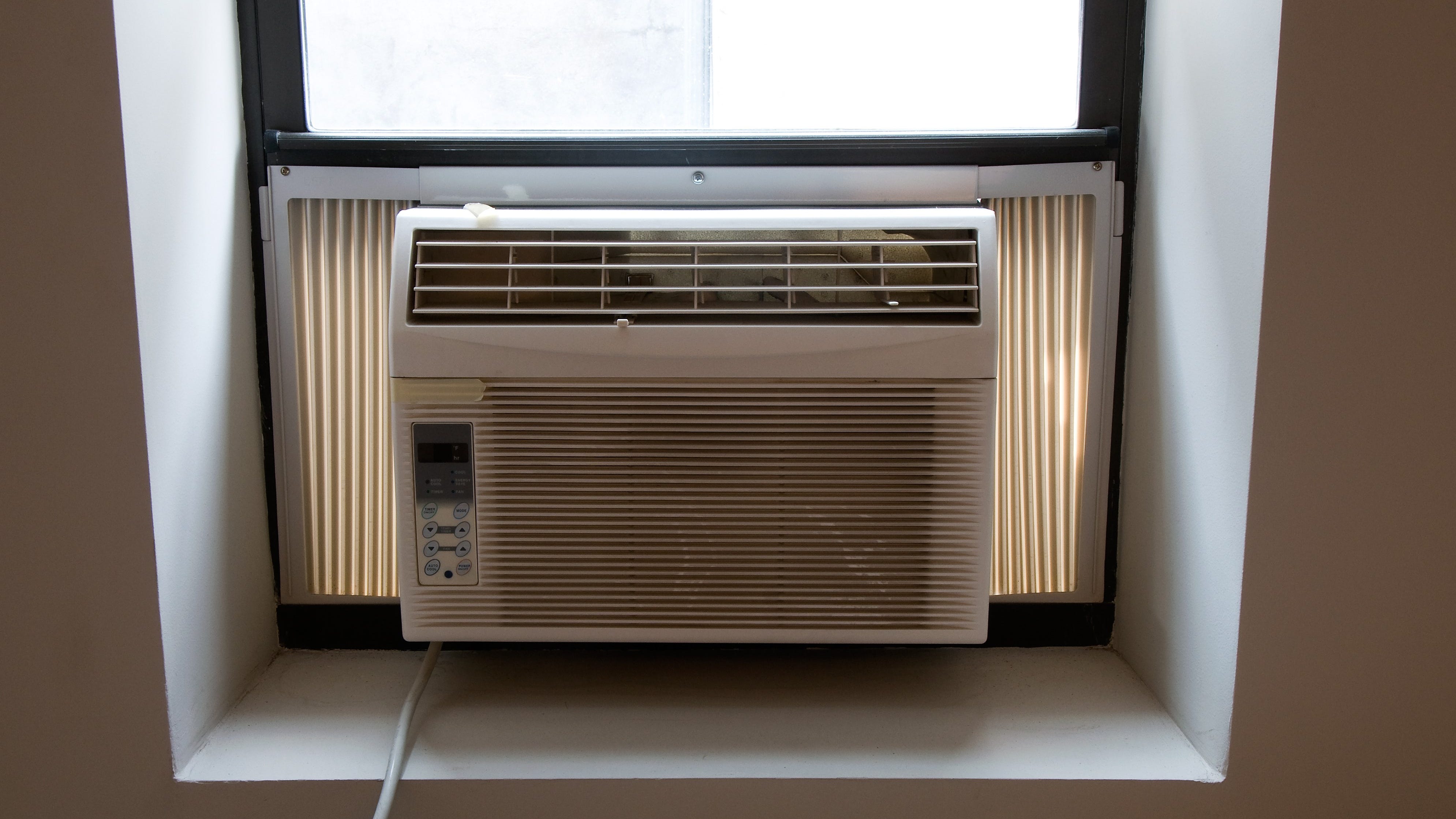 Chicago building code includes cooling requirements for landlords