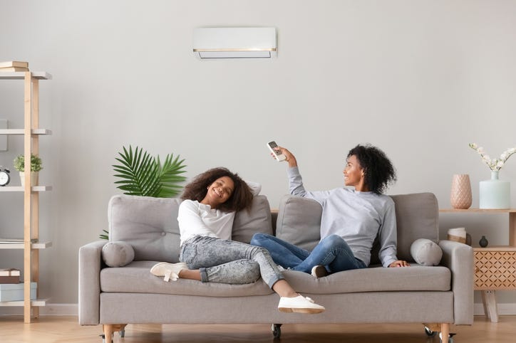 AC