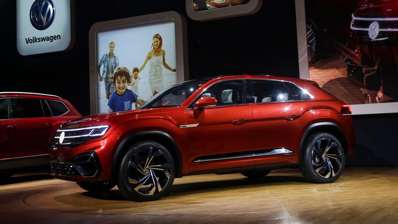 The Volkswagen Atlas Cross Sport concept SUV is unveiled at the New York International Auto Show, March 28, 2018.