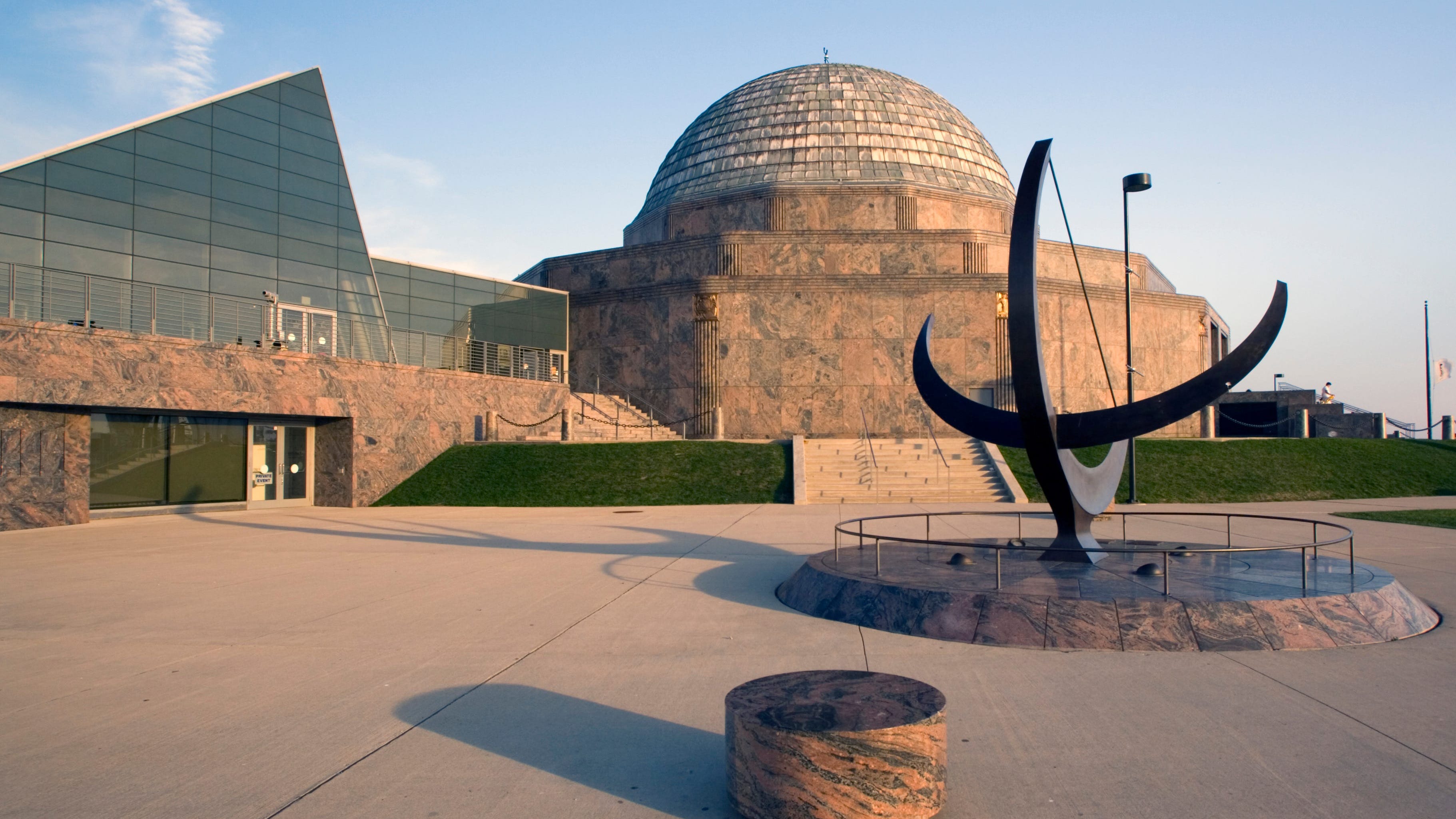 Chicago's Adler Planetarium Marks 90th Year