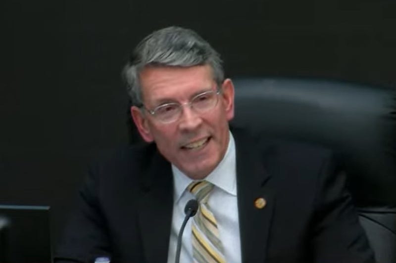 Arlington Heights Mayor Tom Hayes