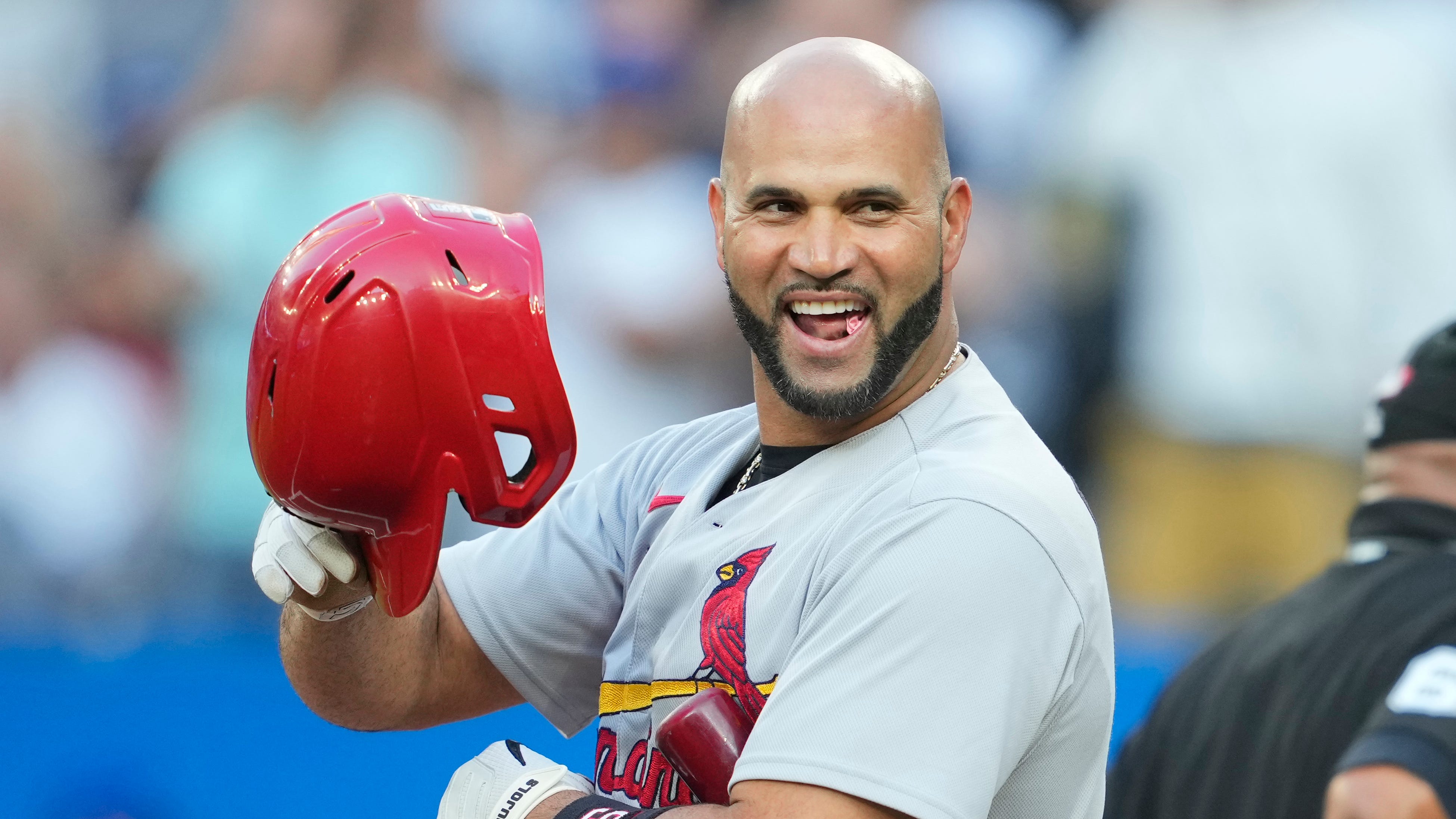 SEE IT: Albert Pujols gives home plate ump gold chain in hilarious moment