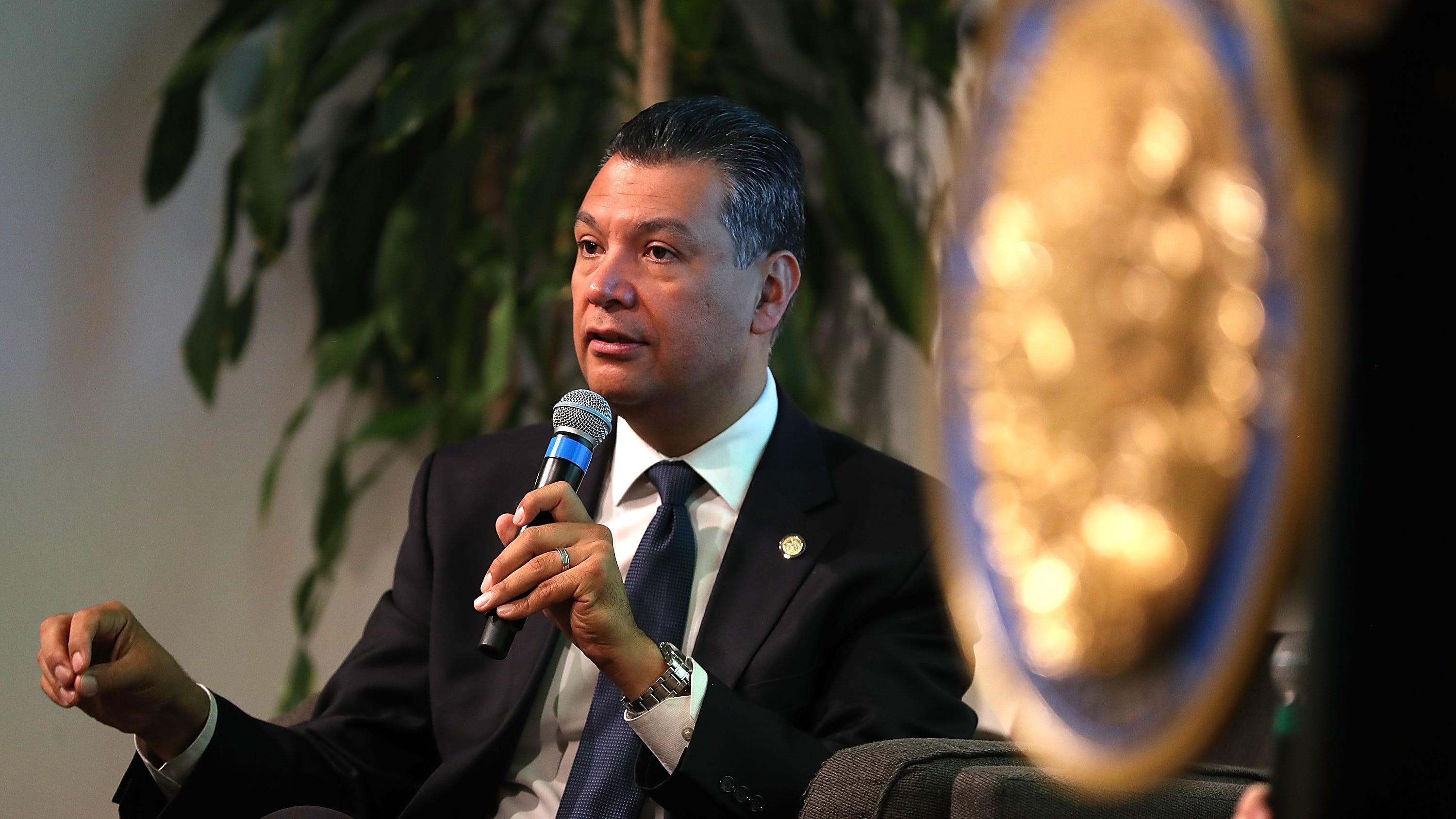Alex Padilla to fill Kamala Harris' Senate seat