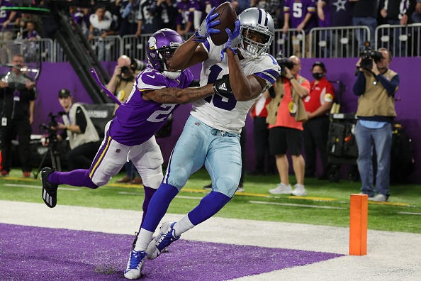 Amari Cooper catches a TD pass for the Cowboys.