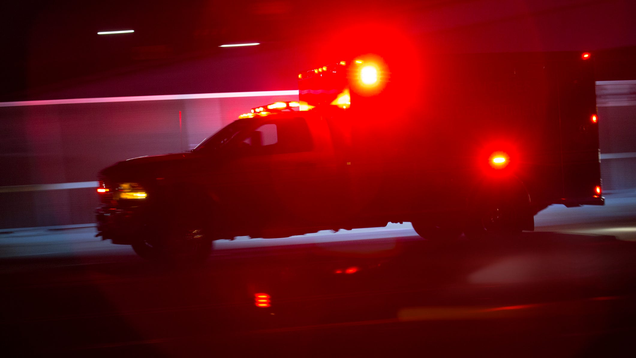 Queens man dies after being struck by 2 vehicles while trying to cross LI highway