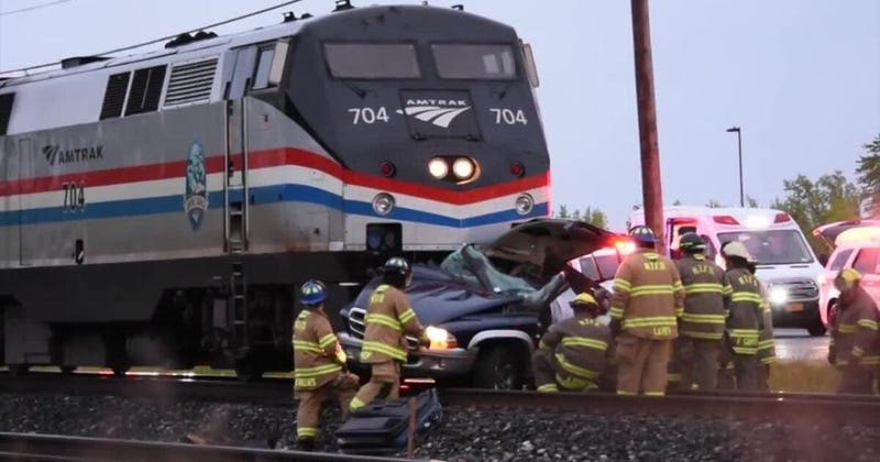 Amtrak train North Tonawanda