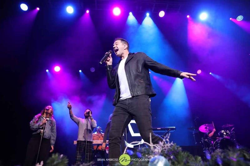 Andy-Grammer-Live.jpg