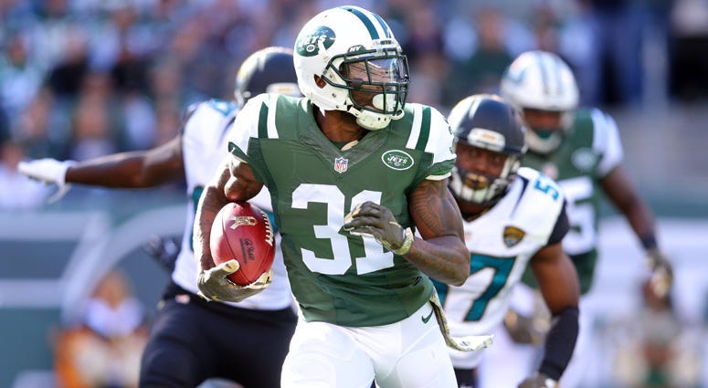 The Jets' Antonio Cromartie runs back a kick against the Jacksonville Jaguars on Nov. 8, 2015 at MetLife Stadium.