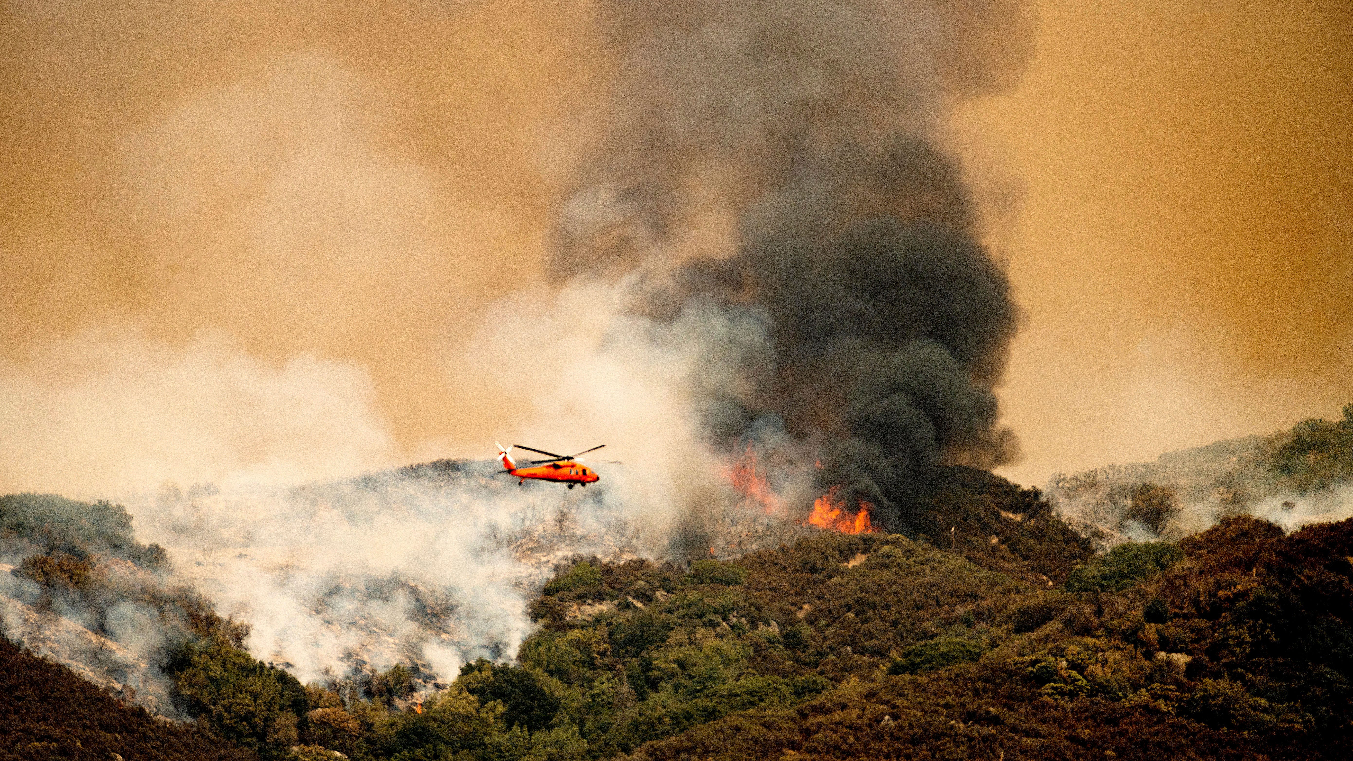 California wildfires threaten famous giant sequoia trees