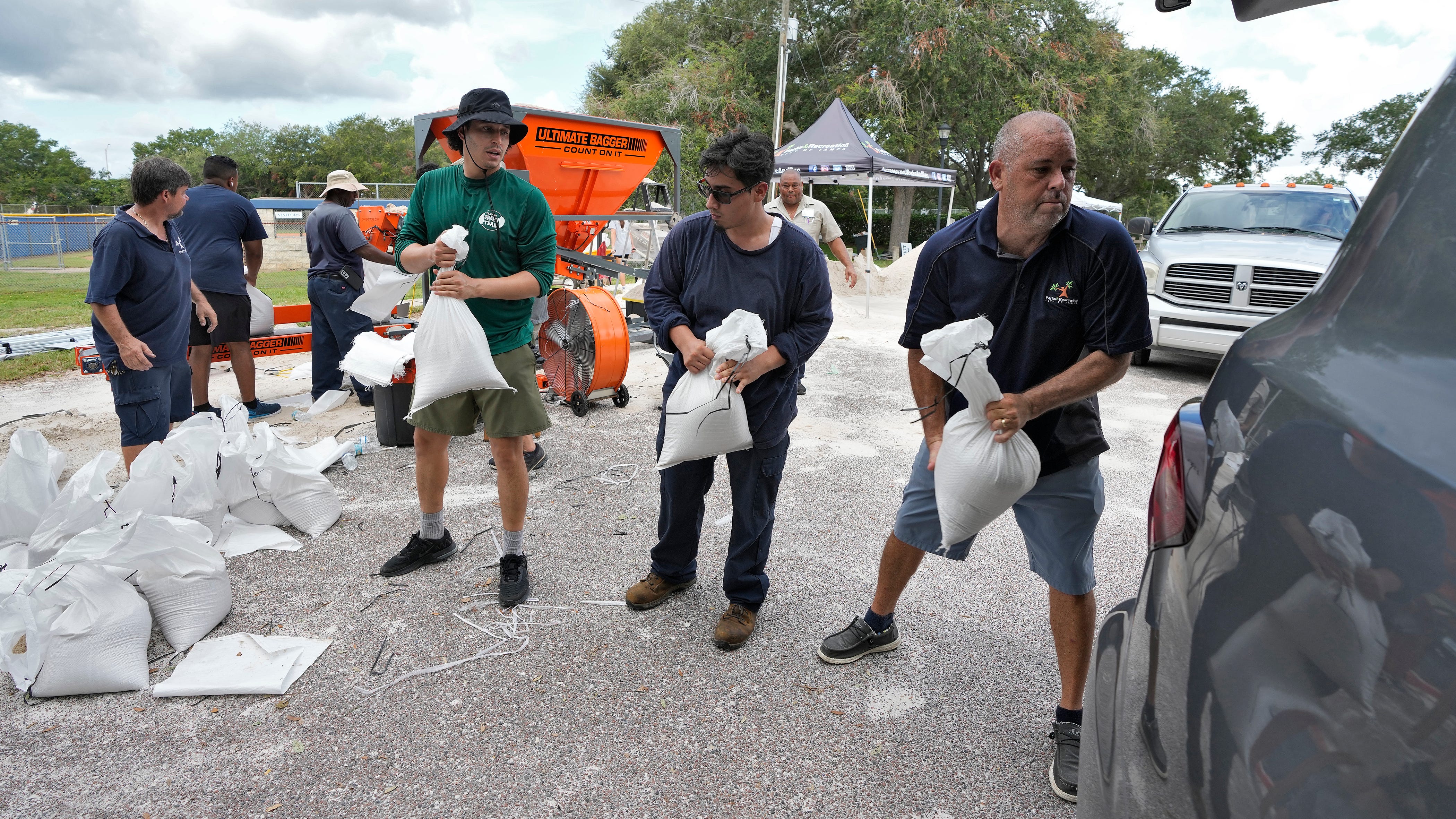 Hurricane Idalia chases Florida residents away from the coast, could come ashore as Category 3 storm