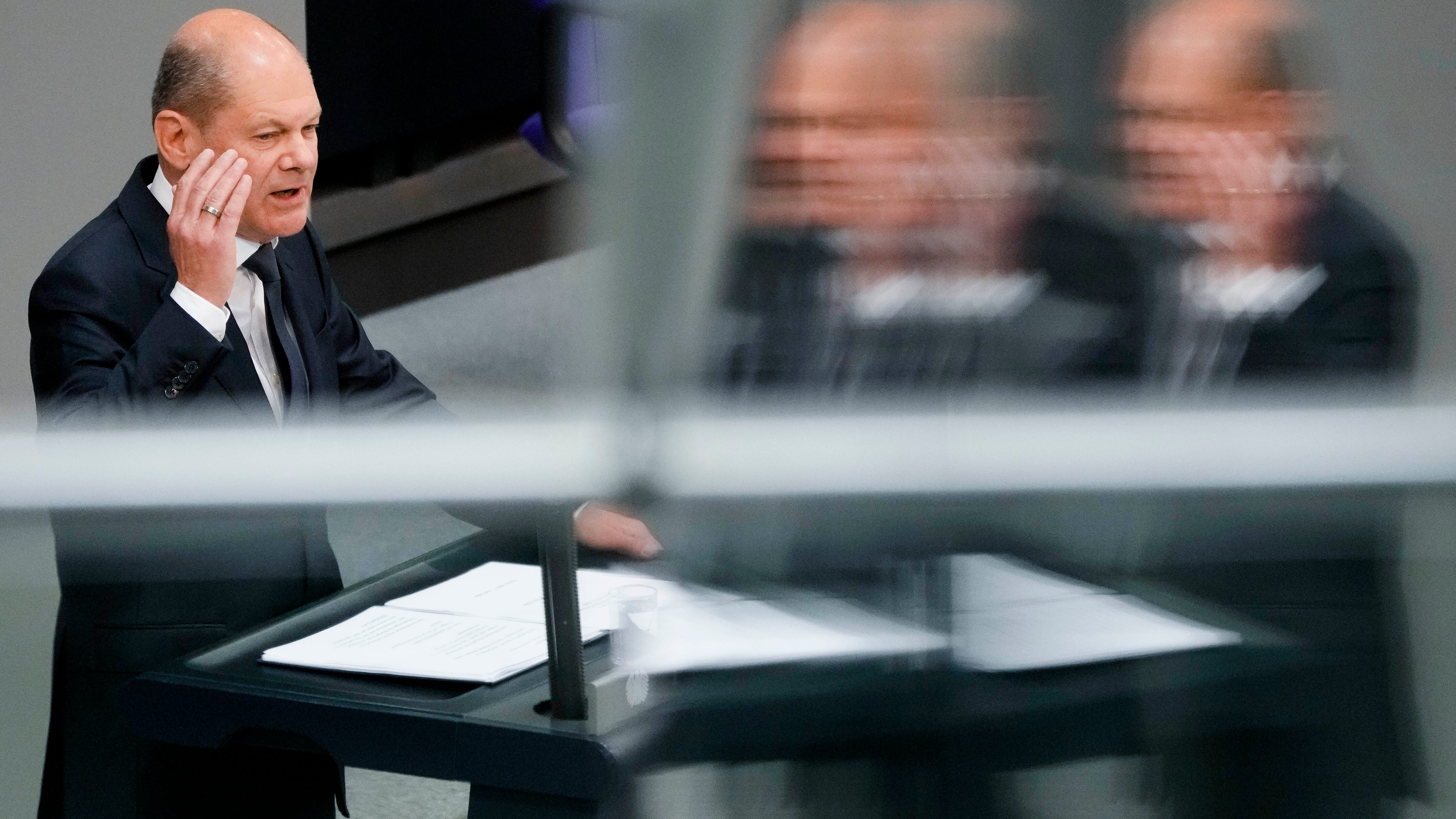 West promises Ukraine more, better arms to fend off Russia