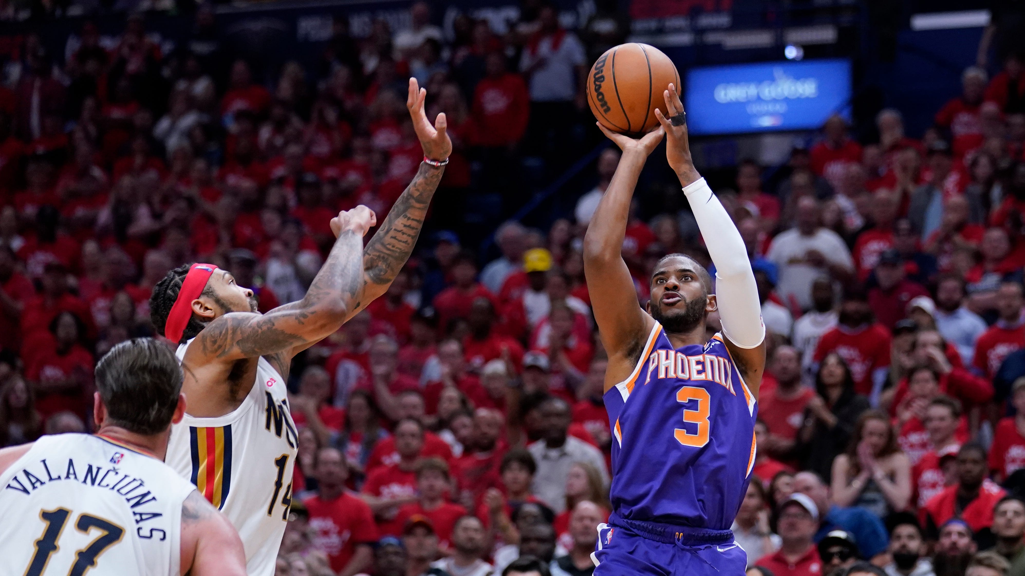 Perfect Paul, top-seeded Suns finish off Pelicans in Game 6
