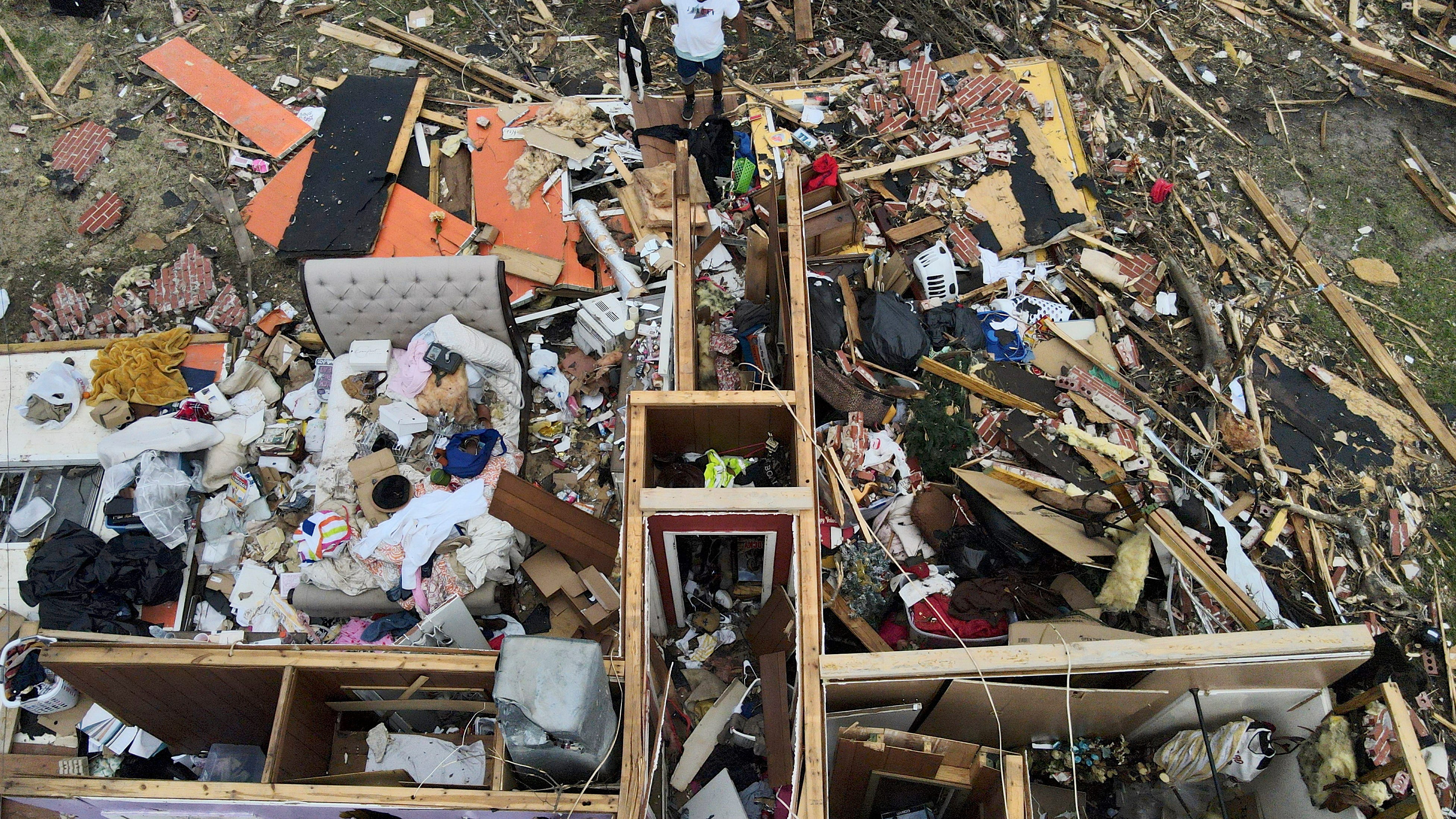 Dangerous storms, tornadoes may target Midwest, South