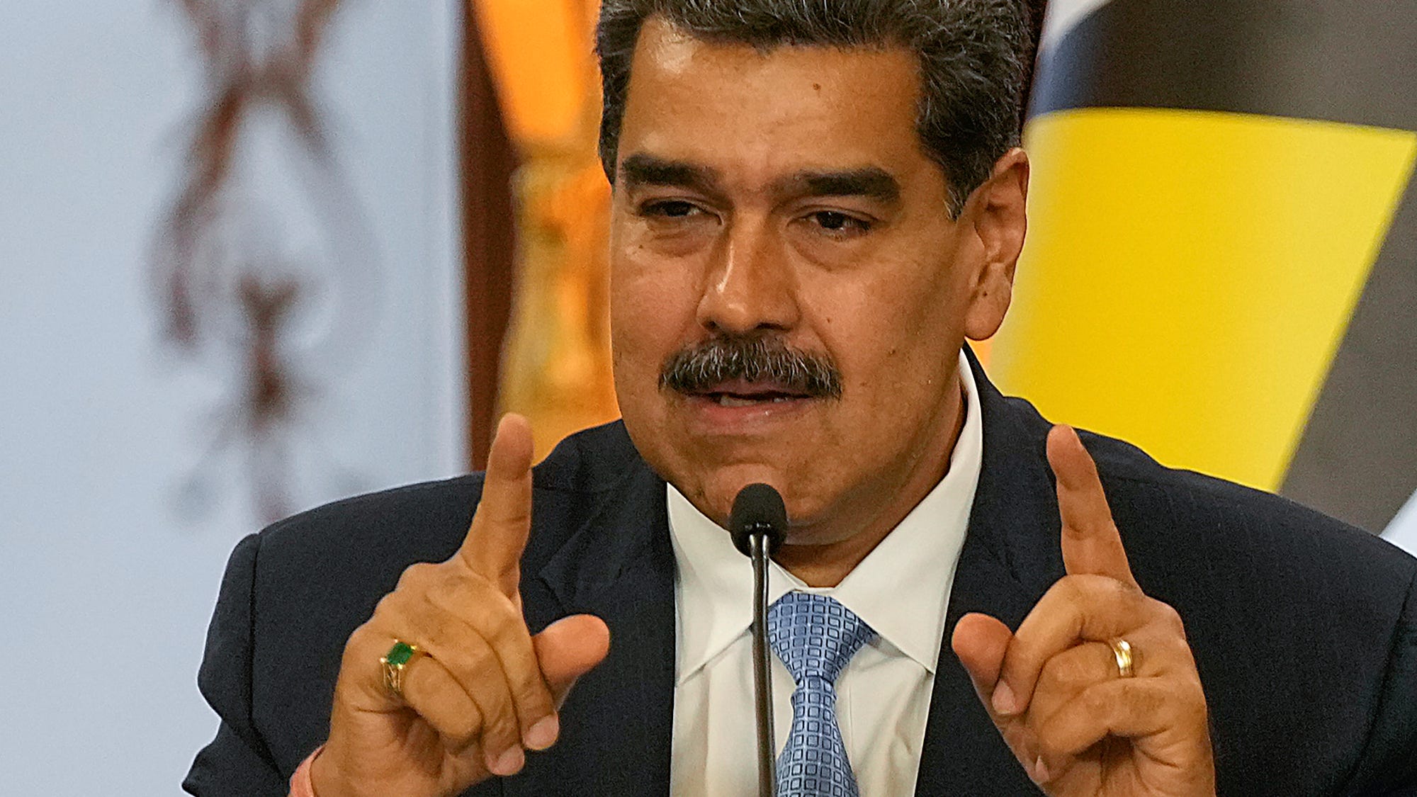 EEUU suspende temporalmente algunas sanciones a Venezuela