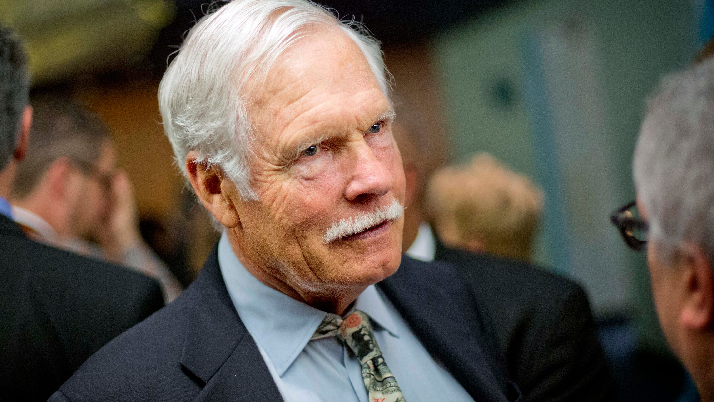 Ted Turner to give land to nonprofit but keep paying taxes