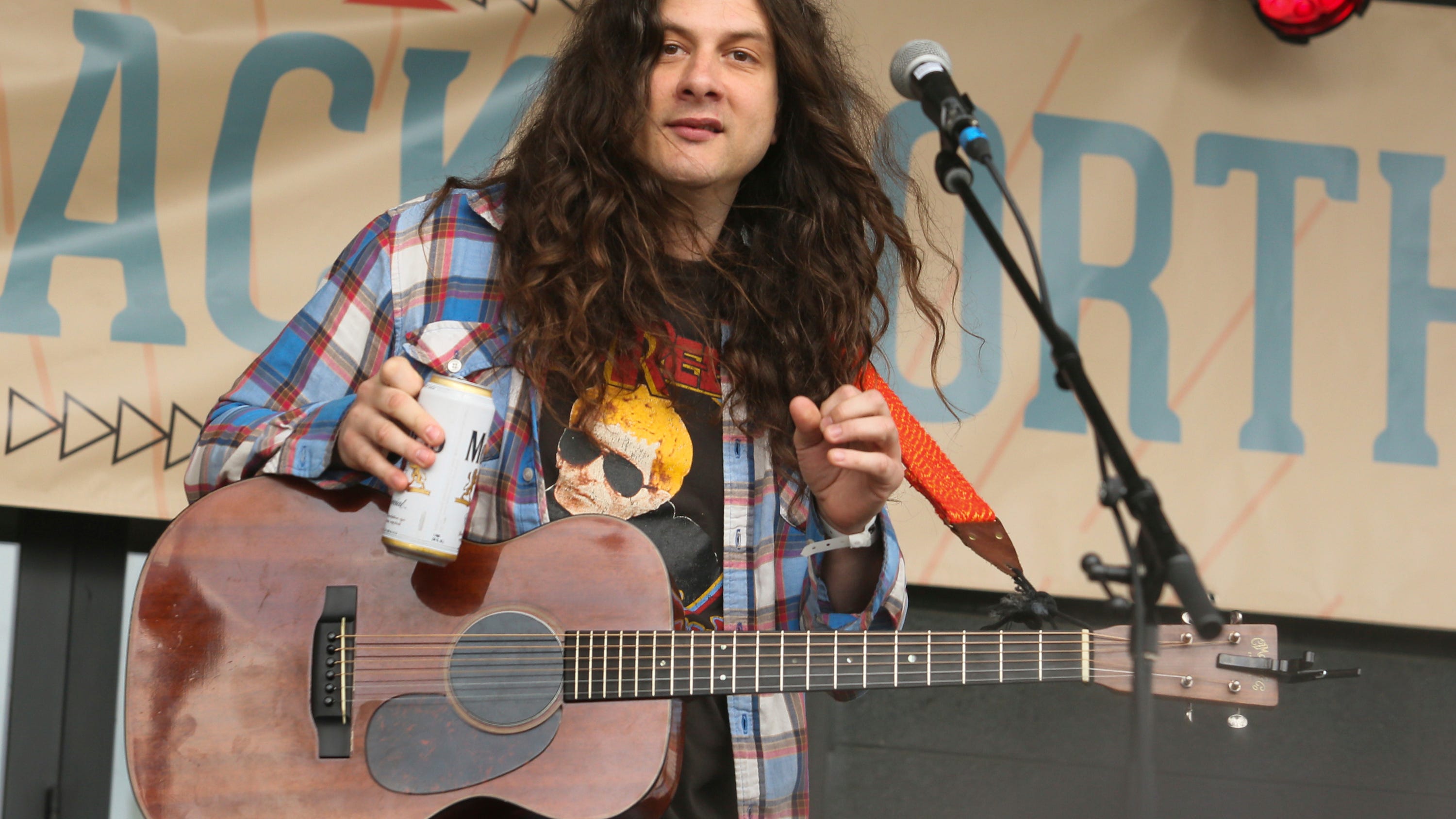 Kurt Vile turns out 'fried or sizzled out' rock tunes