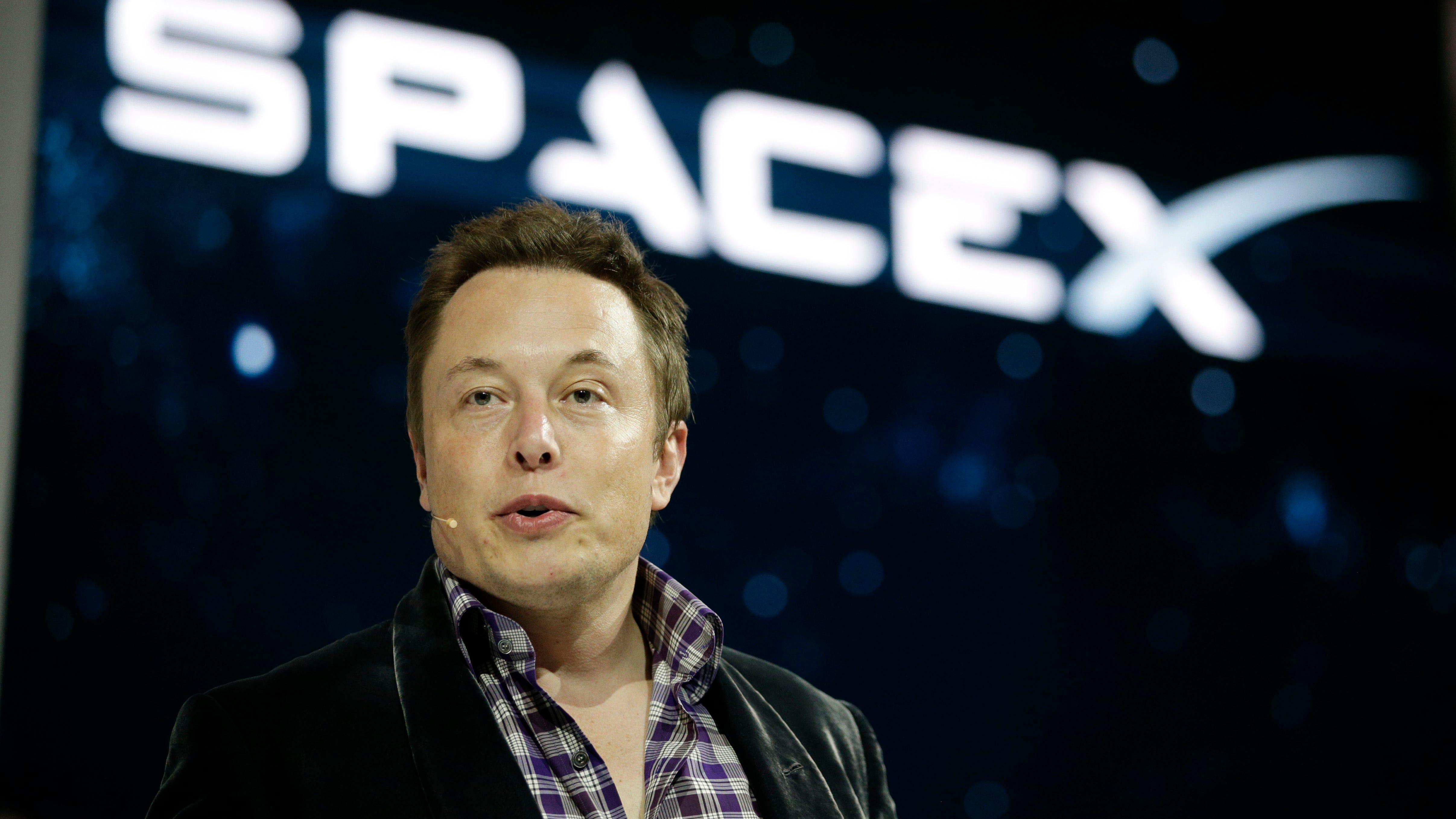SpaceX, T-Mobile try to connect remote areas with satellites