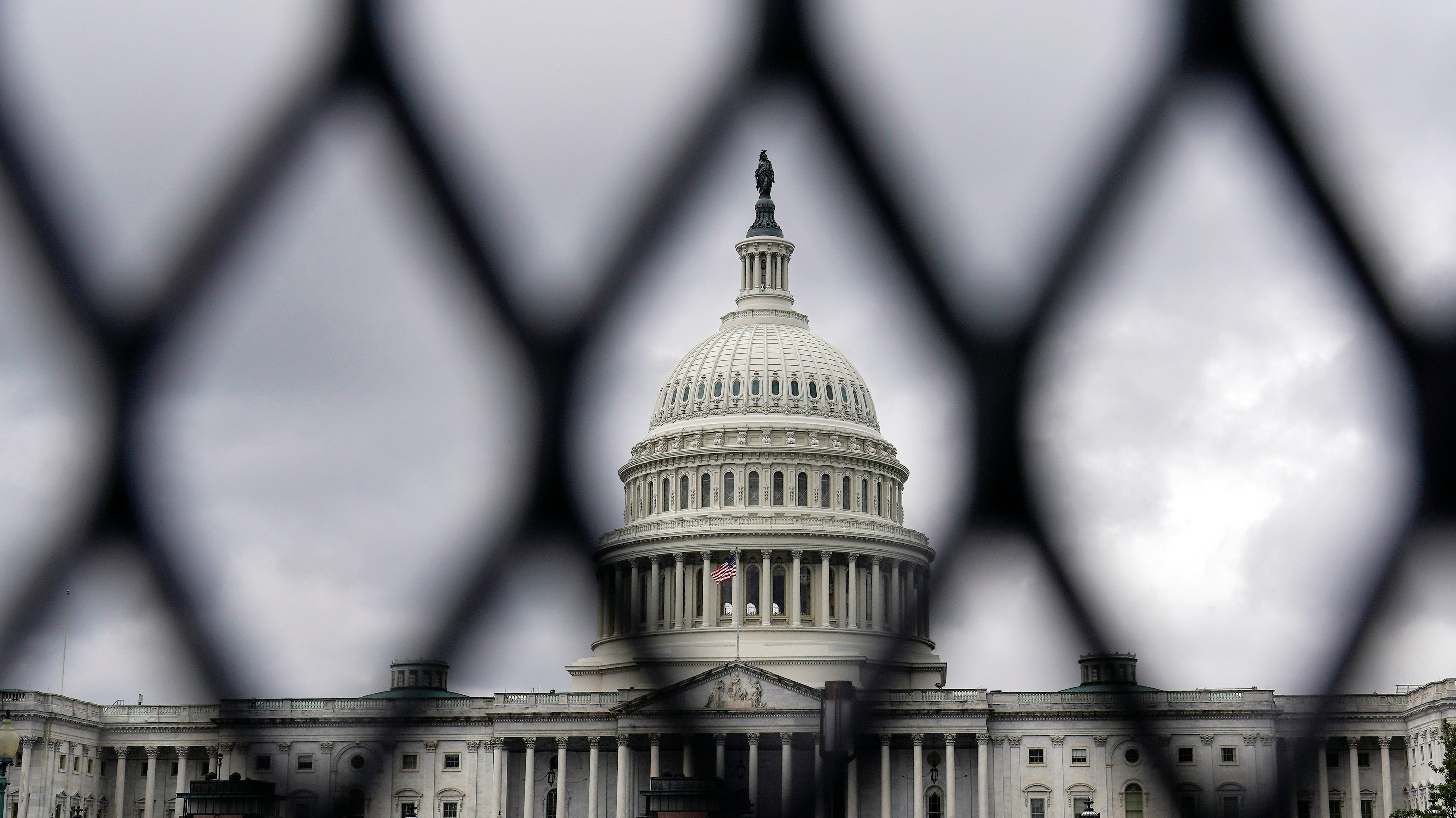 Woman gets probation for 'minimal' role in Capitol riot