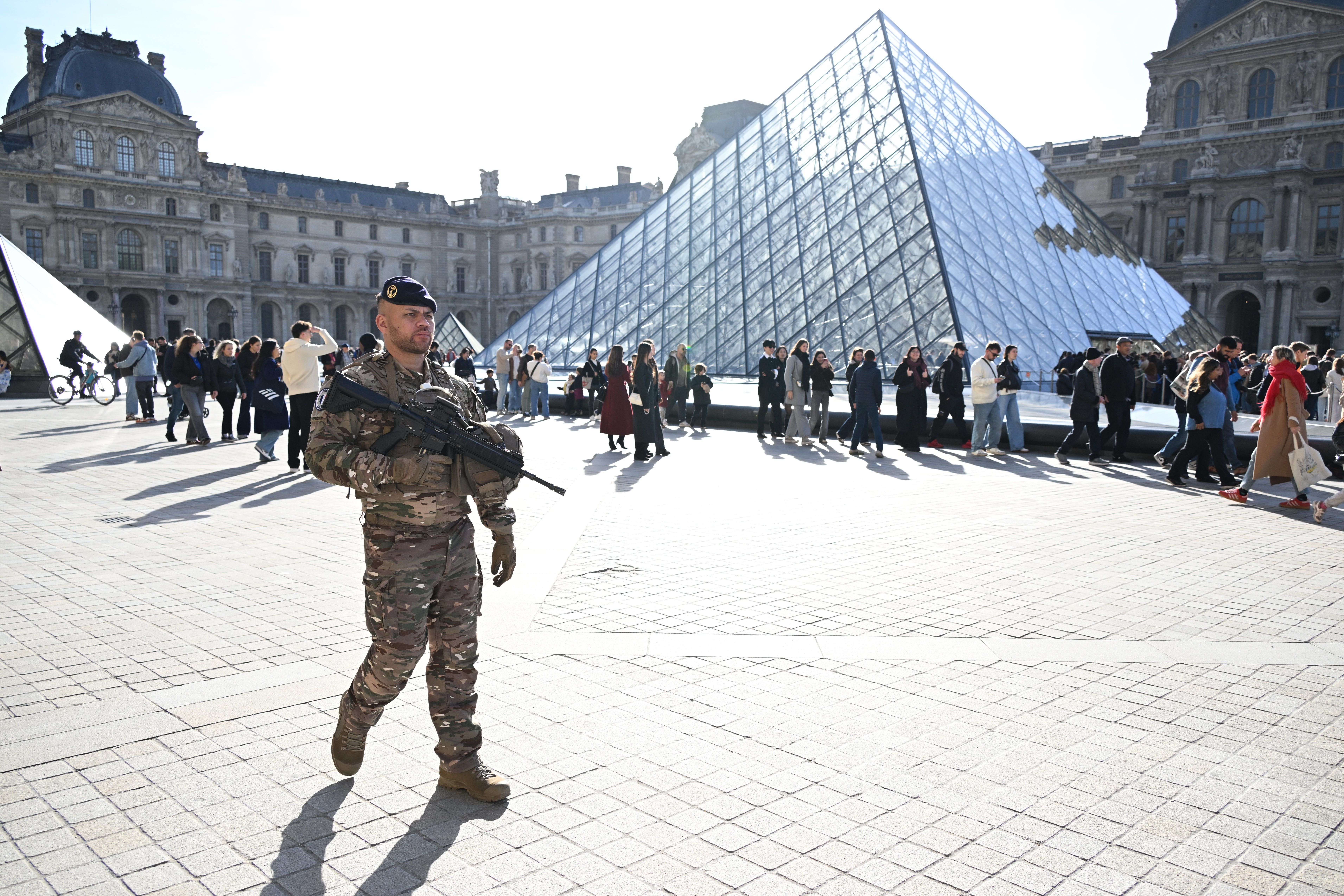 Two new suspects handed preliminary charges in Louvre jewels heist case, Paris prosecutor says