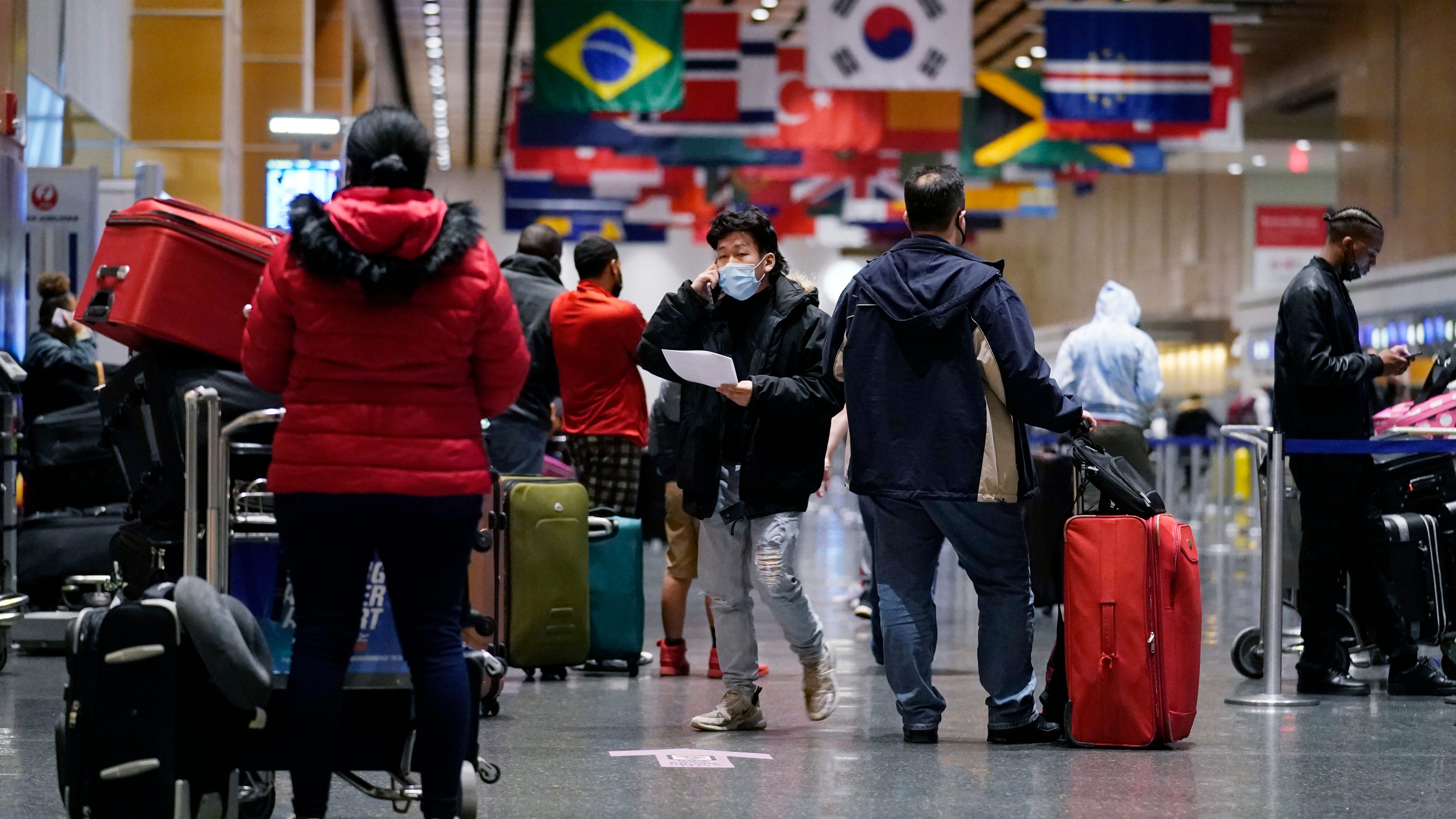 Airlines cancel flights due to COVID staffing shortages