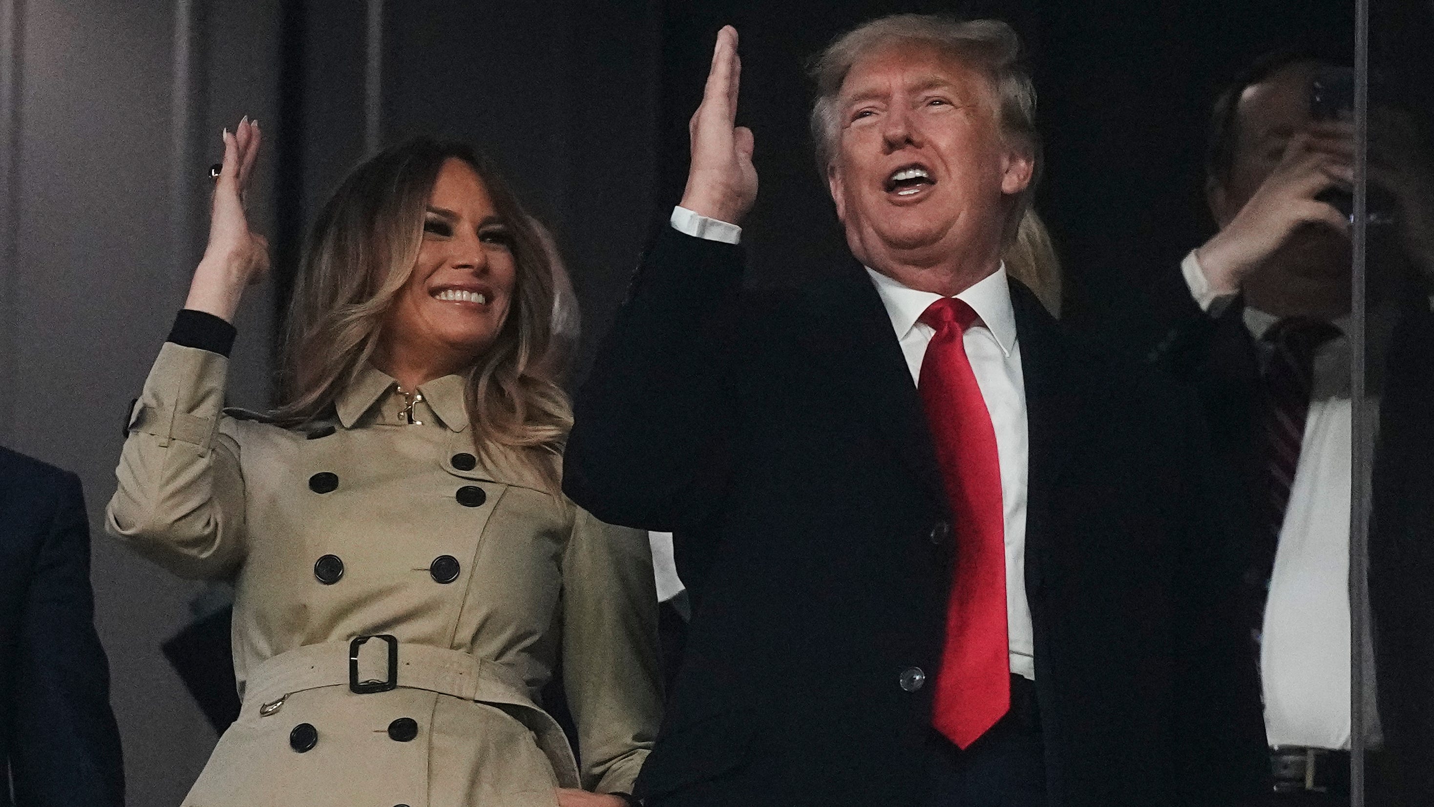 VIDEO & PICS: See Donald, Melania Trump 'chop' with Braves fans before World Series Game 4