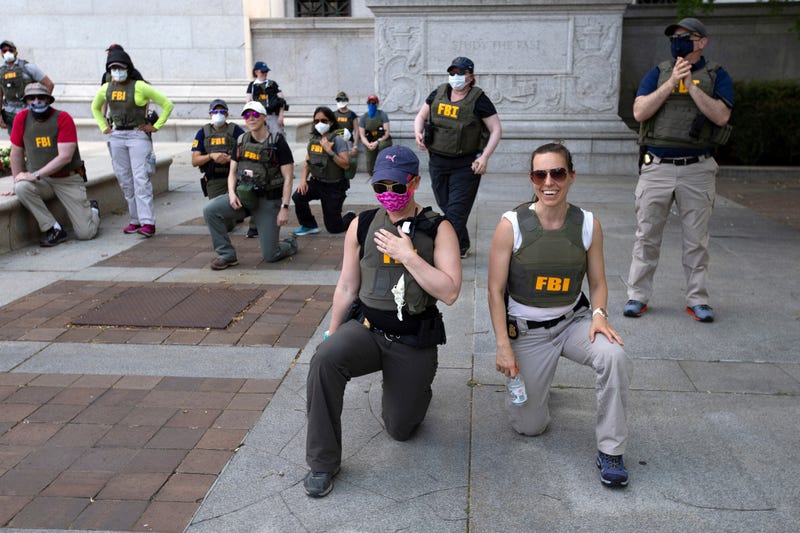 FBI Kneeling Agents