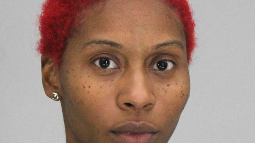 Woman arrested for punching Southwest Airlines worker