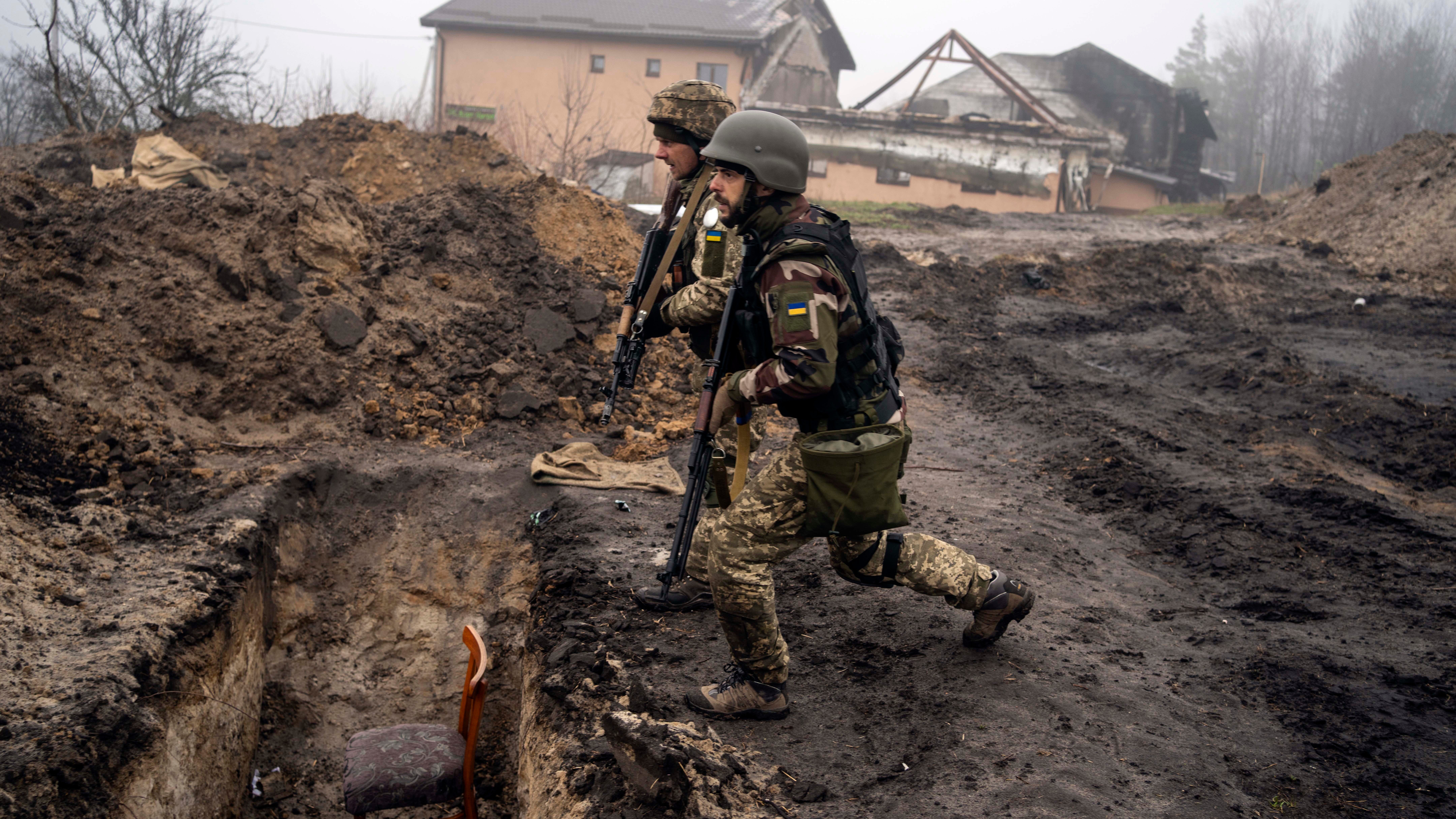 Ukraine strike on Russian territory reported as talks resume
