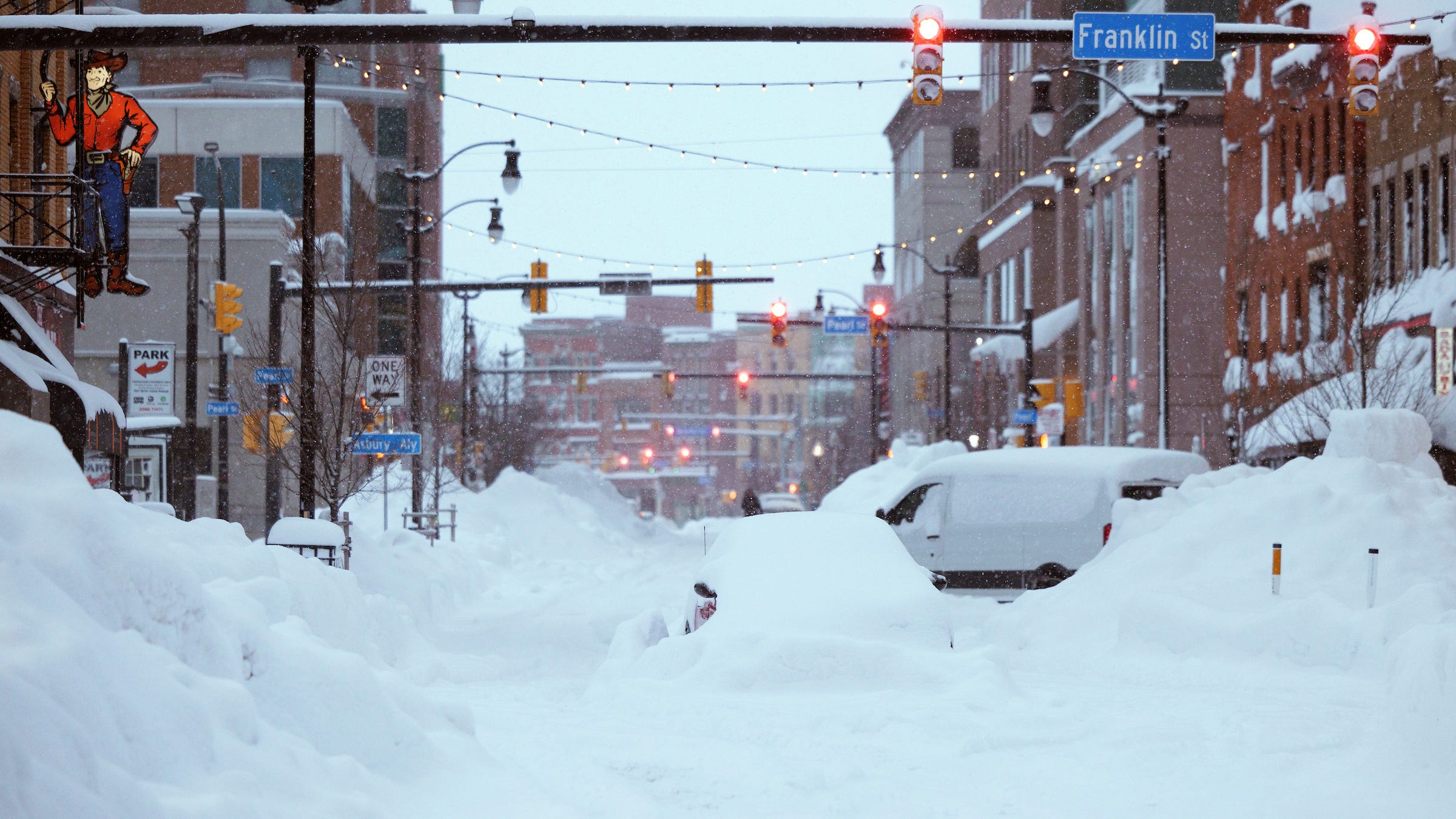 Western NY death toll rises to 28 from cold, storm chaos