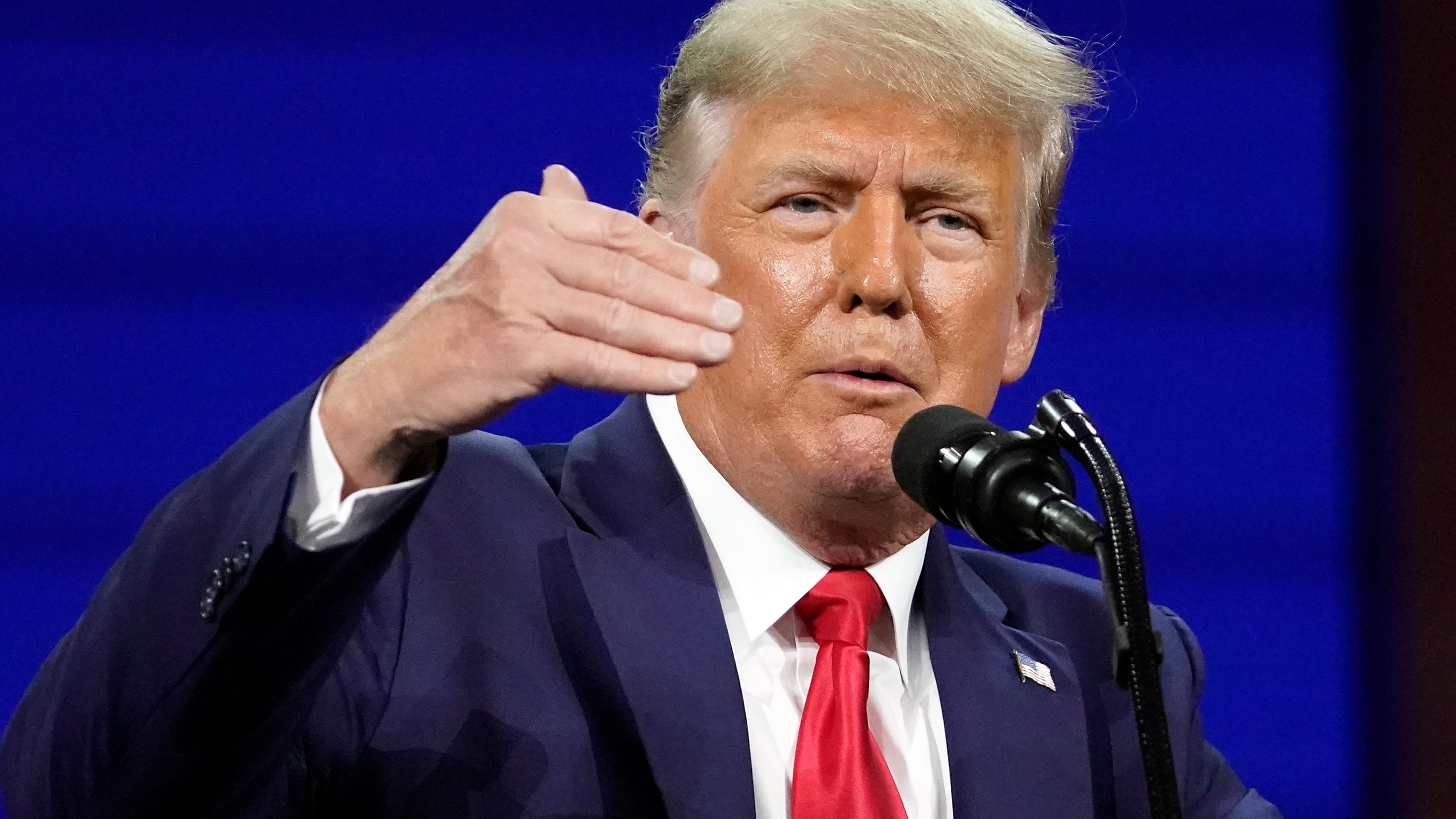 Trump lawyers fight to block subpoena seeking his testimony