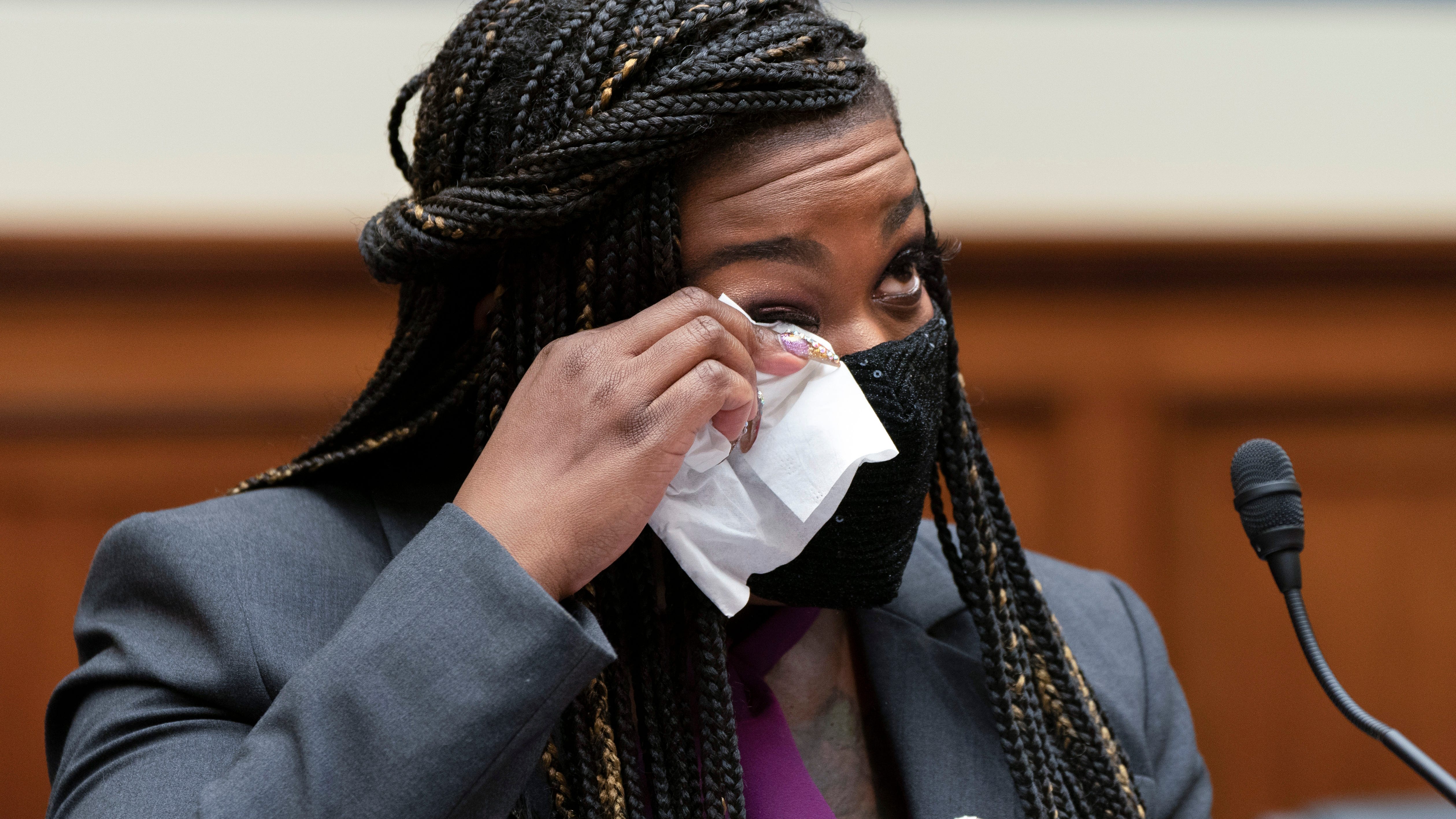 Congressional members share own abortion stories at hearing