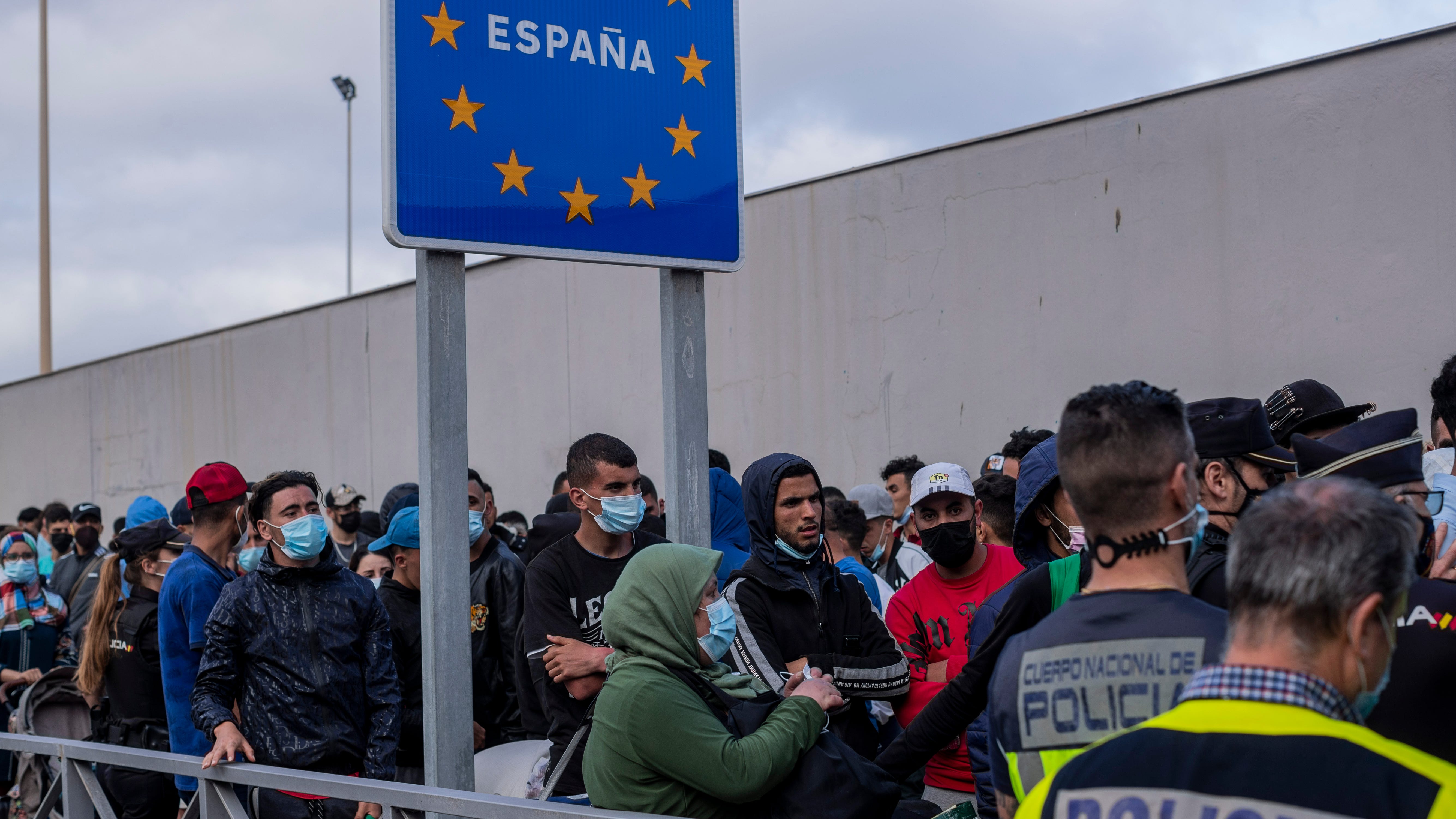 Spain, Morocco reopen land border crossings as ties improve