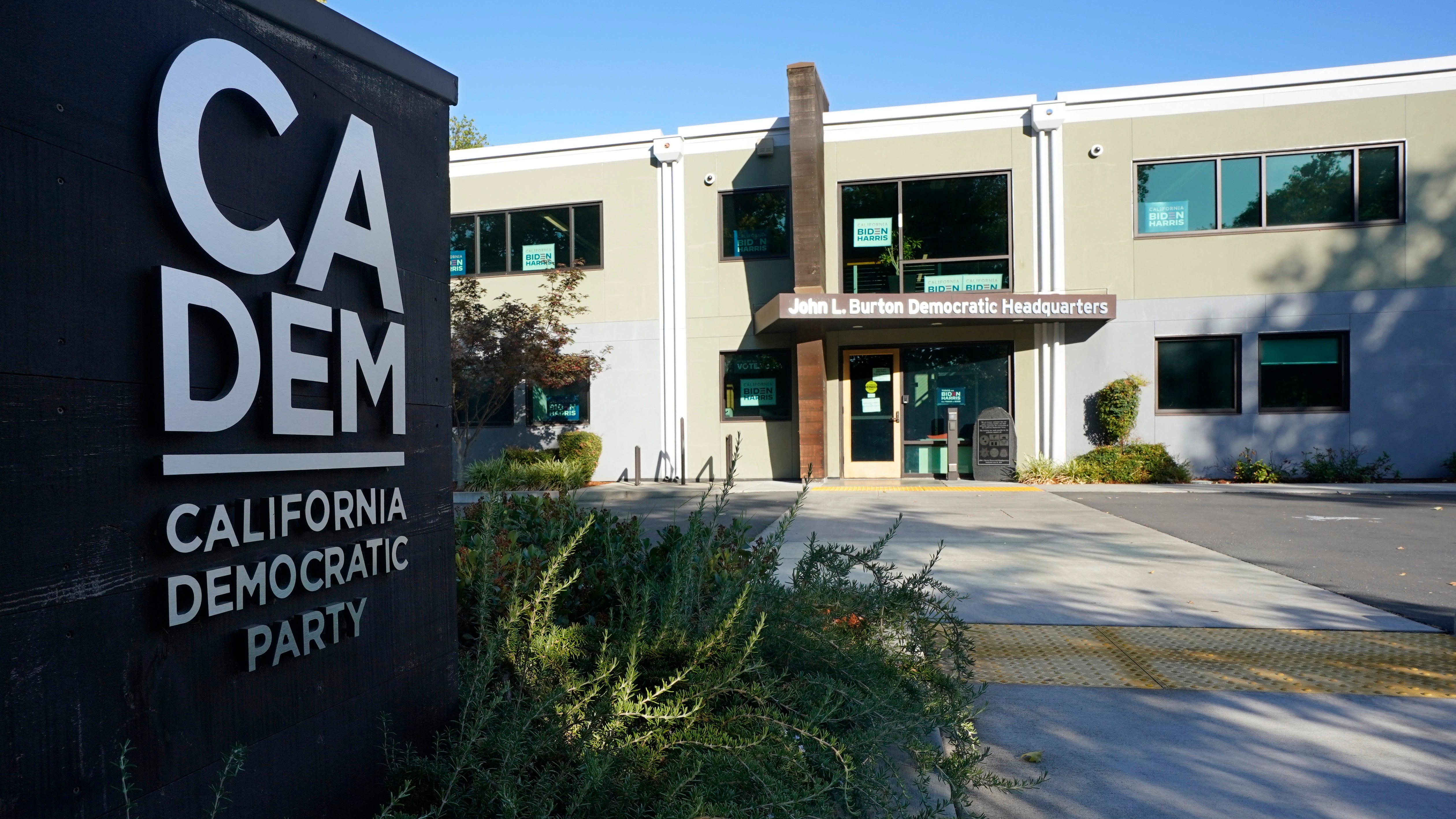 Guilty plea in plot to firebomb California Democratic HQ