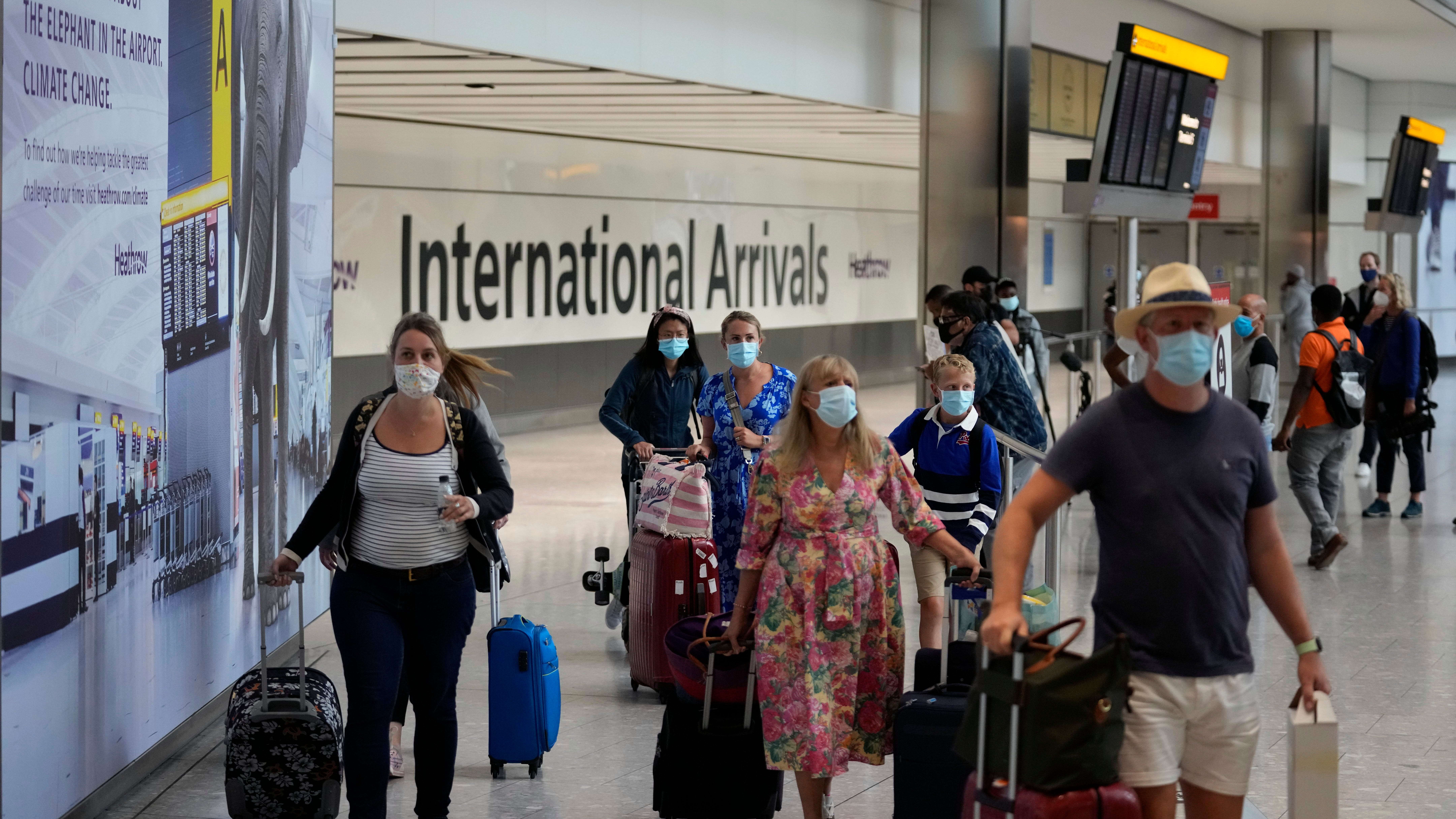UK to lift travel test requirements for the vaccinated