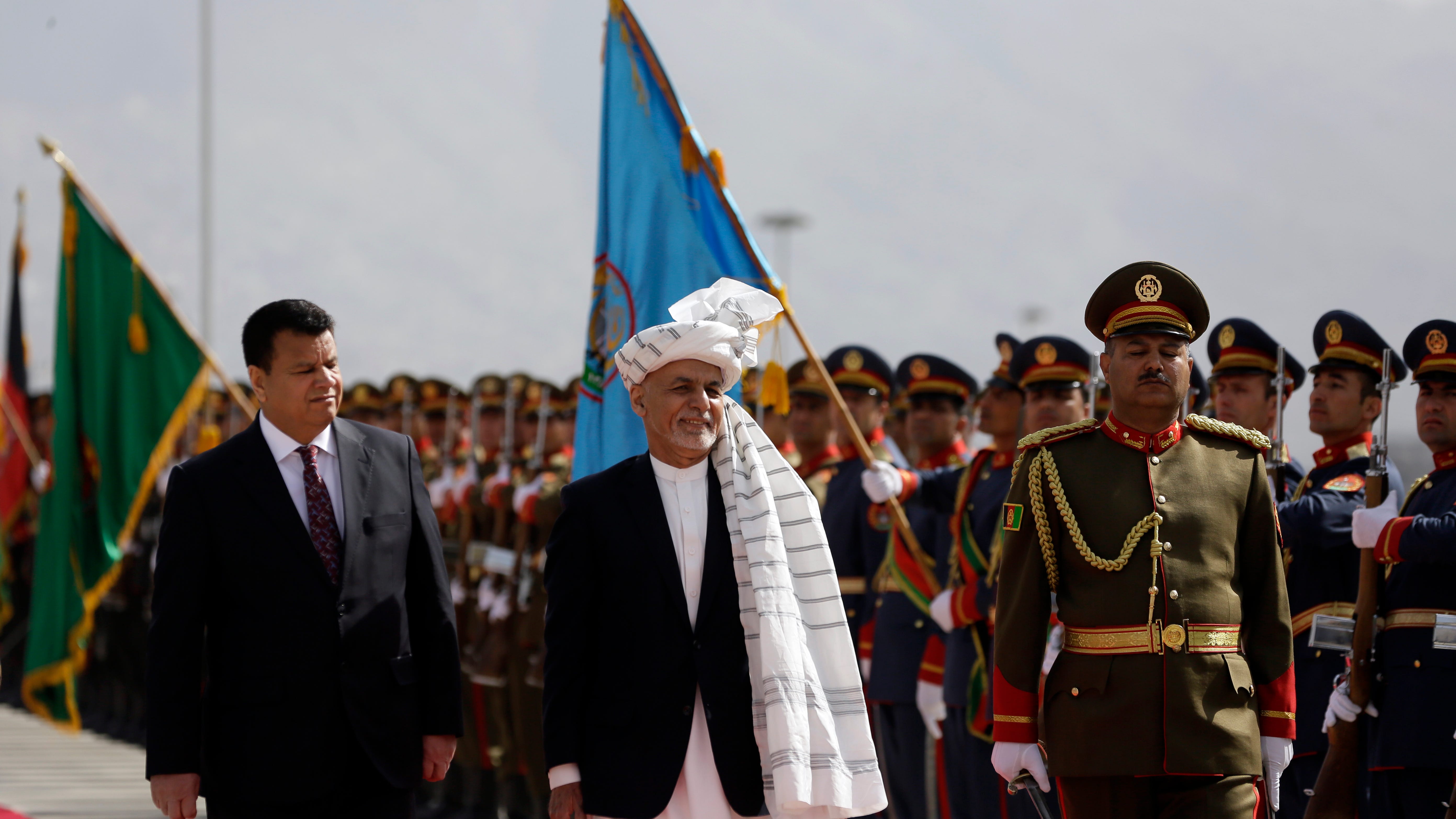 Russian embassy: Afghan leader fled with cars full of cash