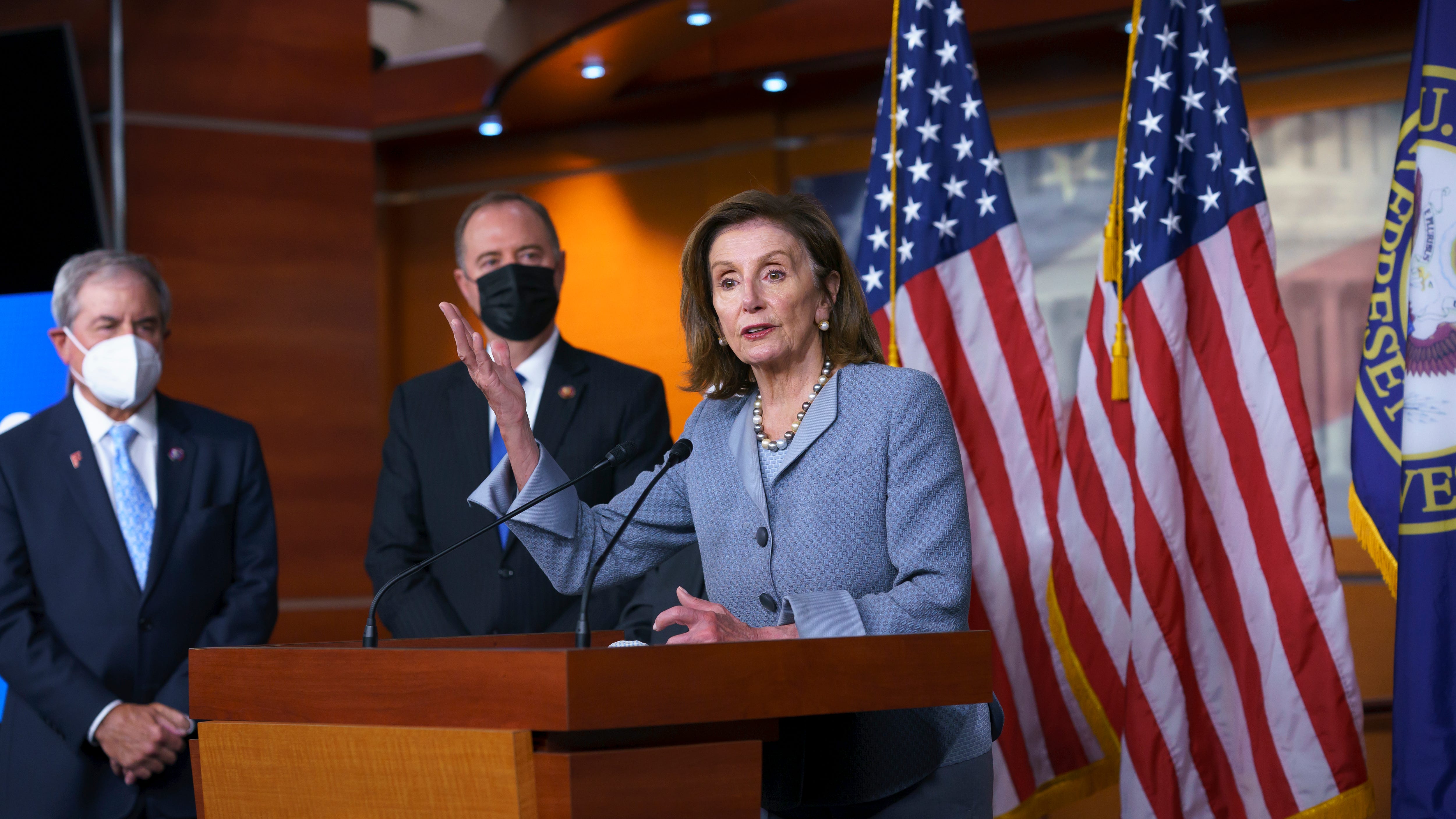 Post-Trump, Democrats push to curb presidential powers