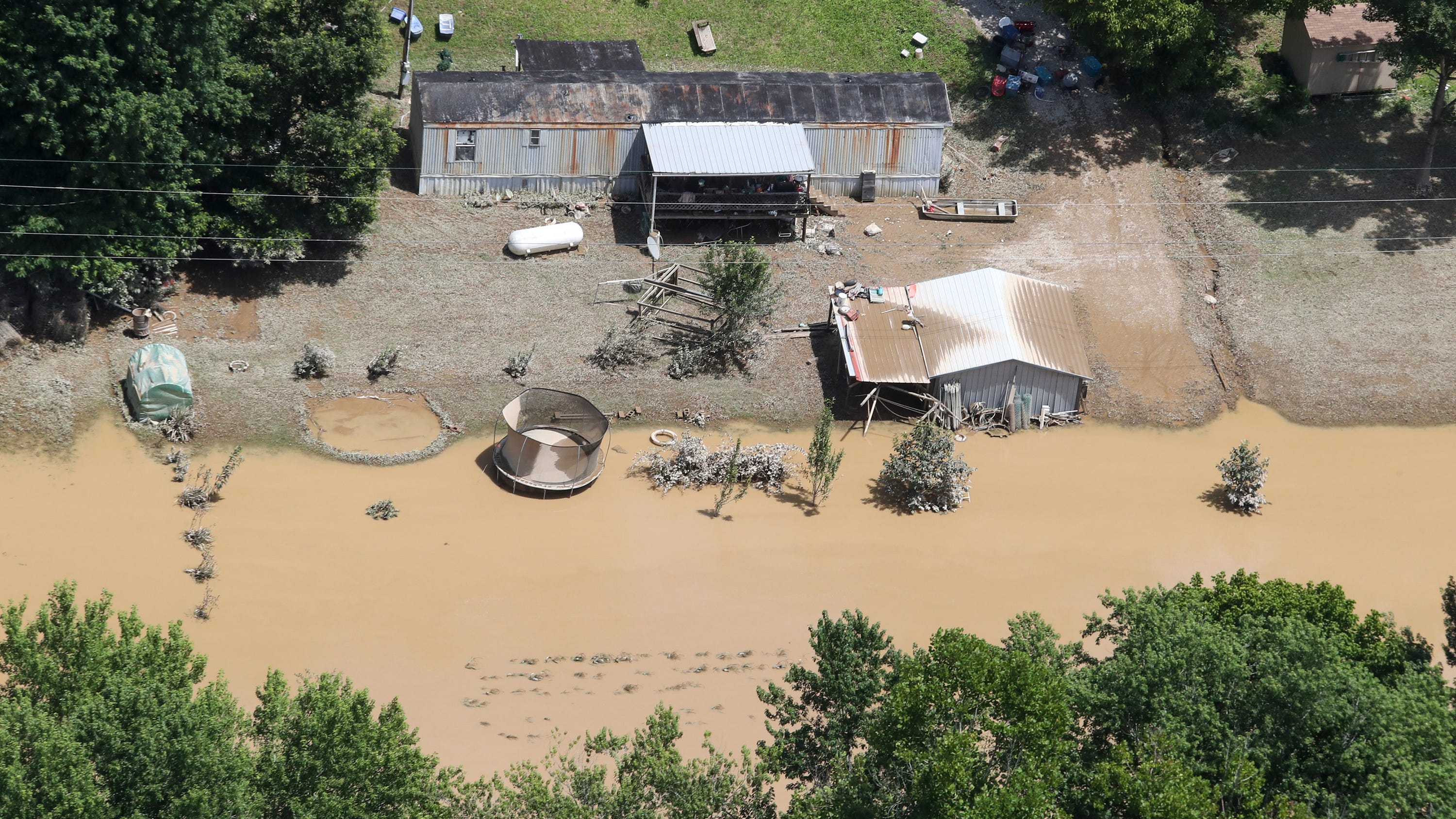 Harris to announce $1B to states for floods, extreme heat