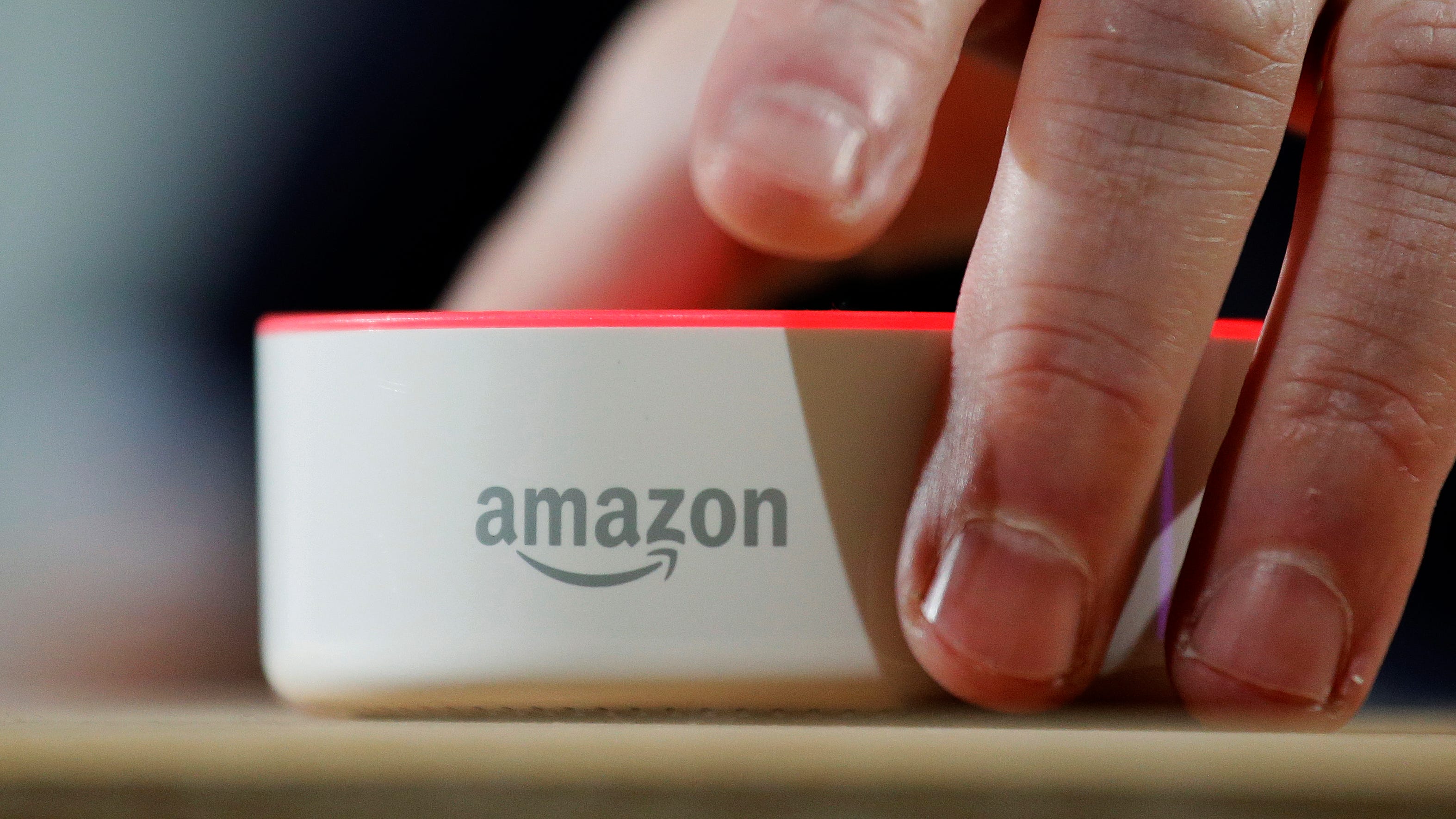 Amazon posts weaker-than-expected 3Q revenue, stock tumbles