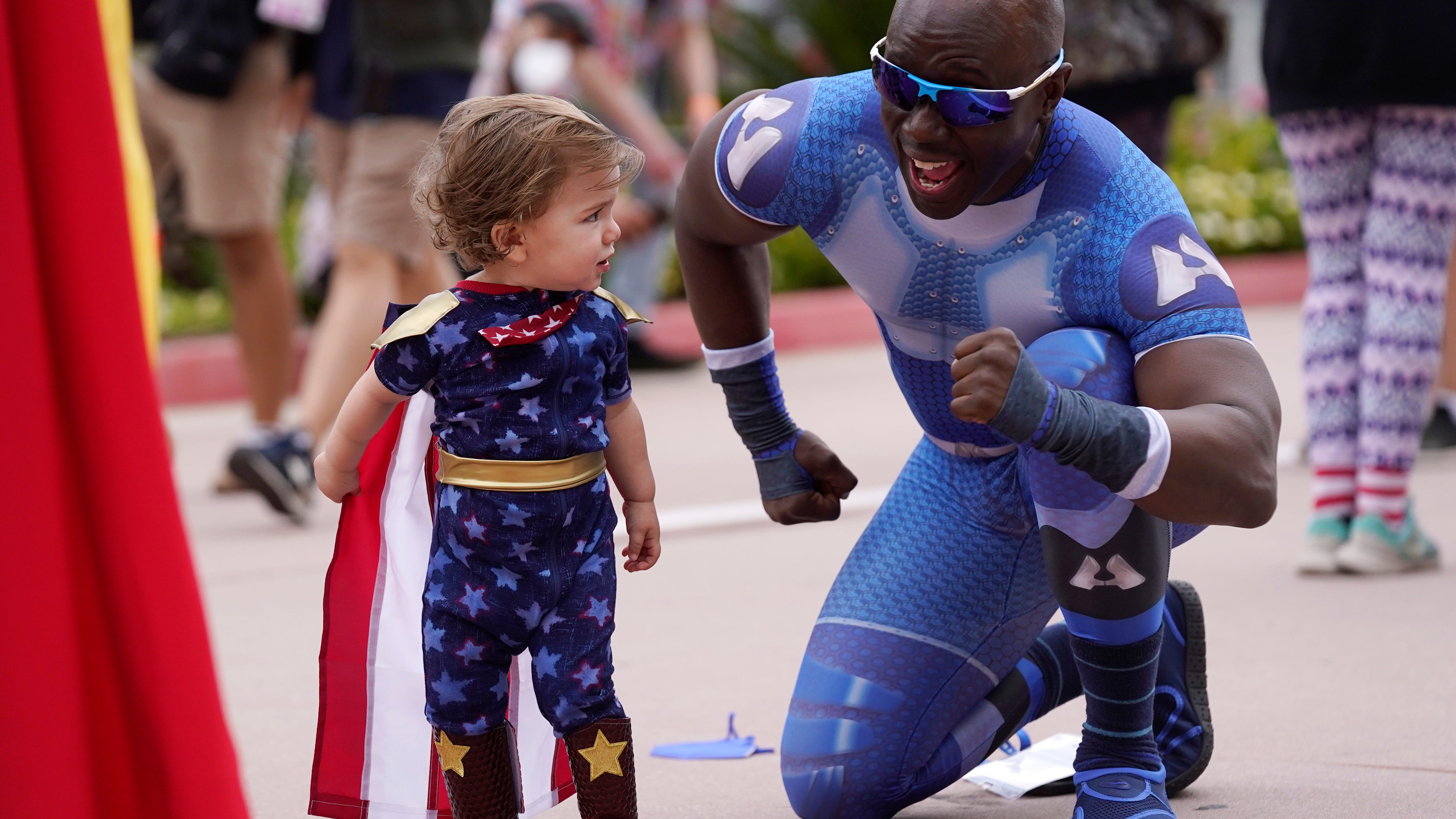 Comic-Con returns in full force with costumes, crowds