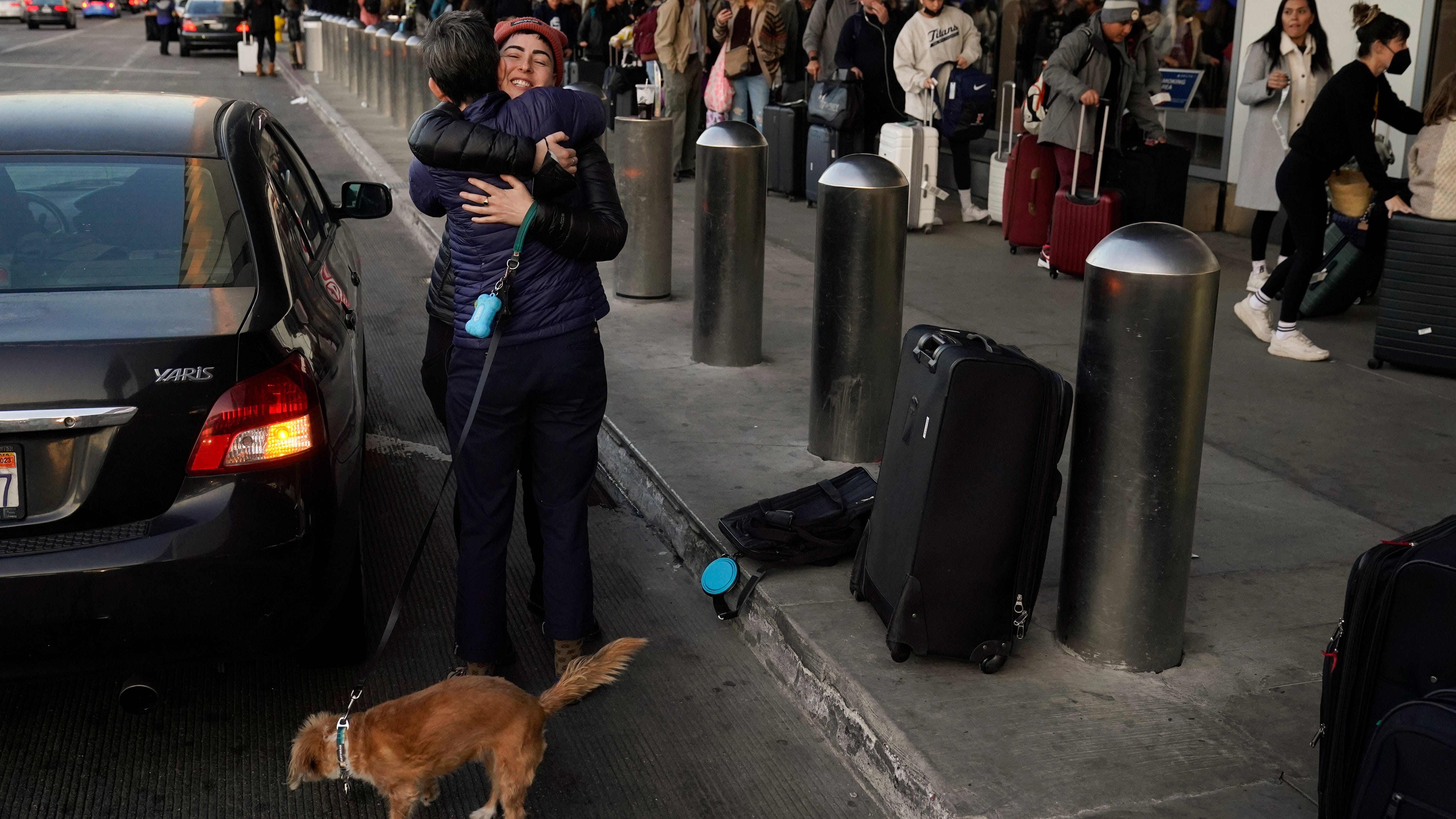 Storm adds uncertainty to strong holiday travel demand