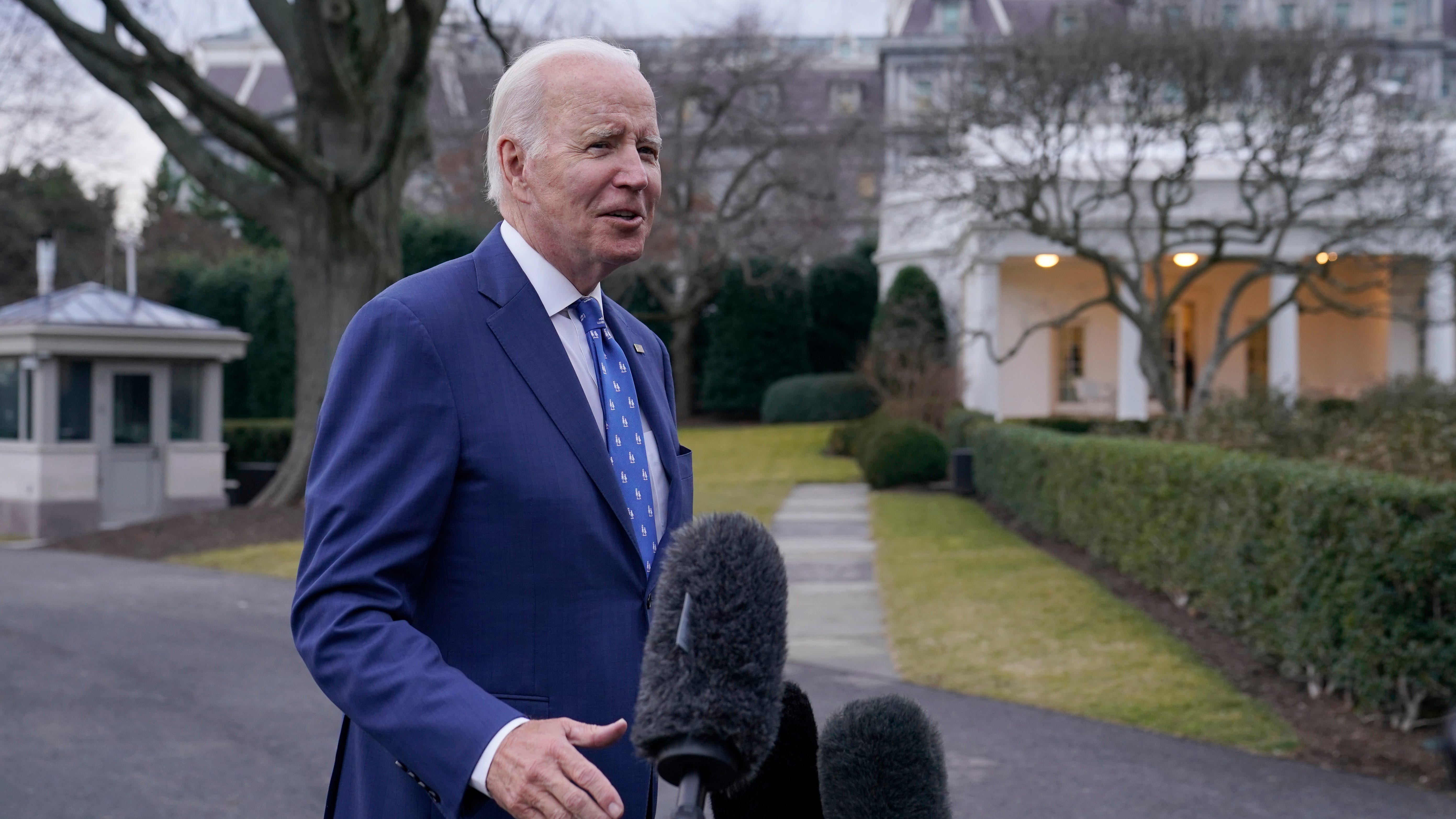 Biden intends to make his first visit to US-Mexico border